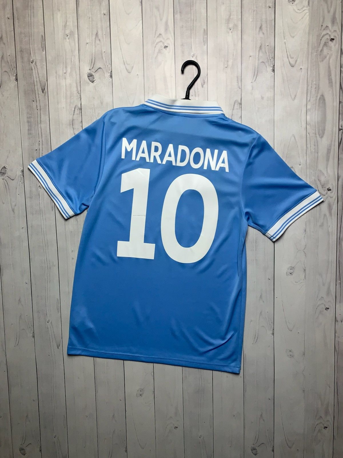 Vintage Vintage very rare tee blue Napoli 10 Maradona size S Size US S / EU 44-46 / 1 - 1 Thumbnail