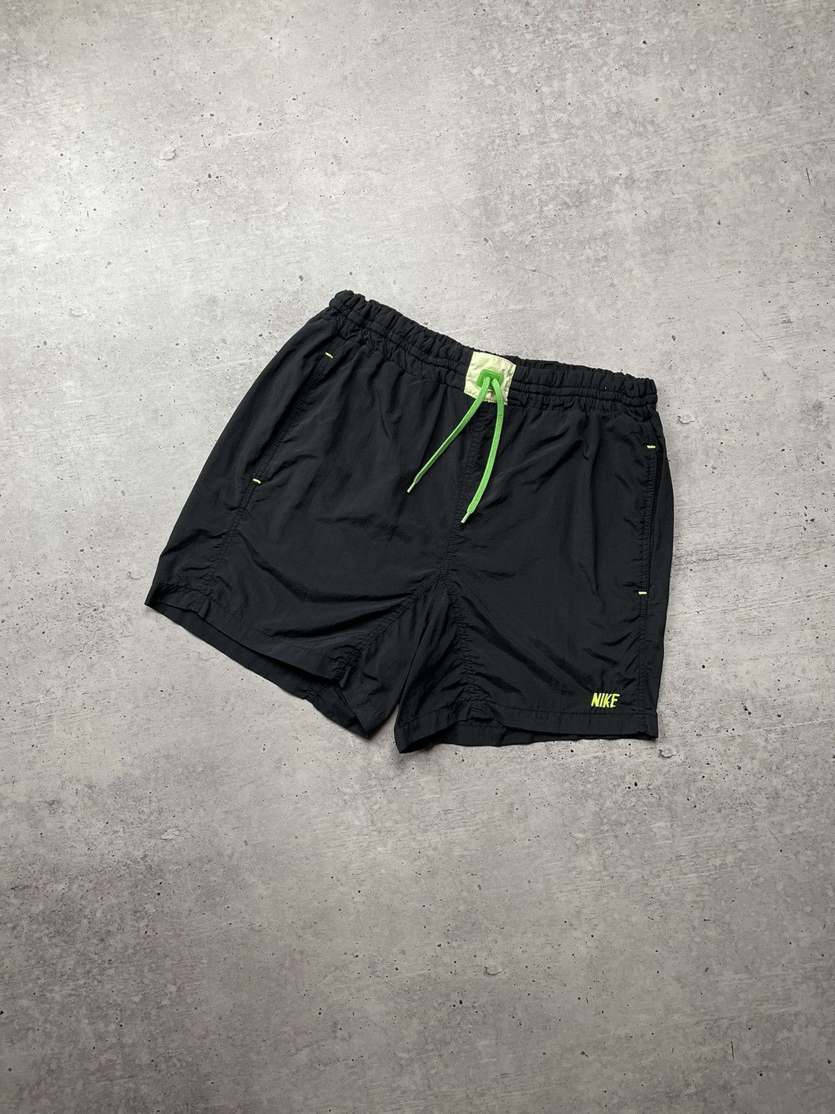 Nike × Vintage Vintage Nike Cross Training Shorts Size L Size US 34 / EU 50 - 2 Thumbnail