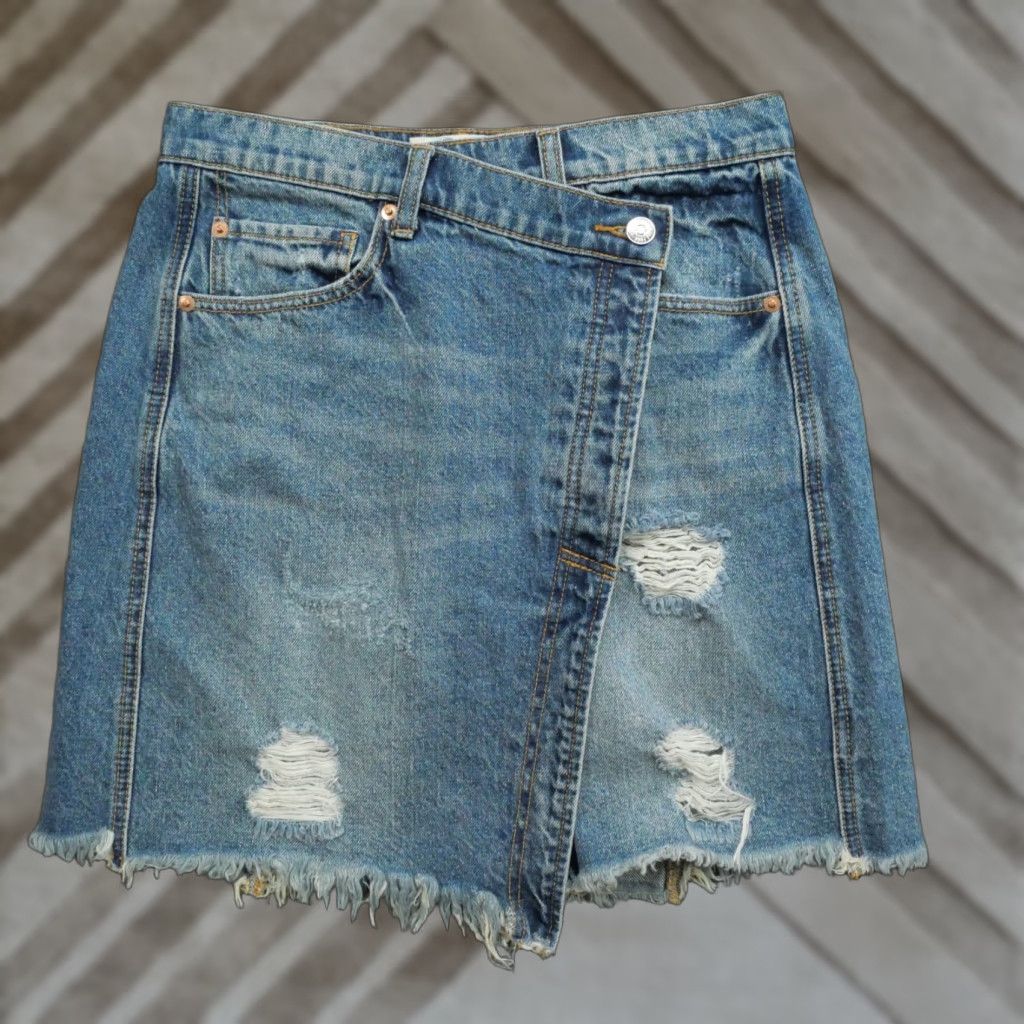 Free People Free People Skirt Womens 28 Blue Denim Asymmetrical Distressed We The Free Size 28" / US 6 / IT 42 - 1 Thumbnail