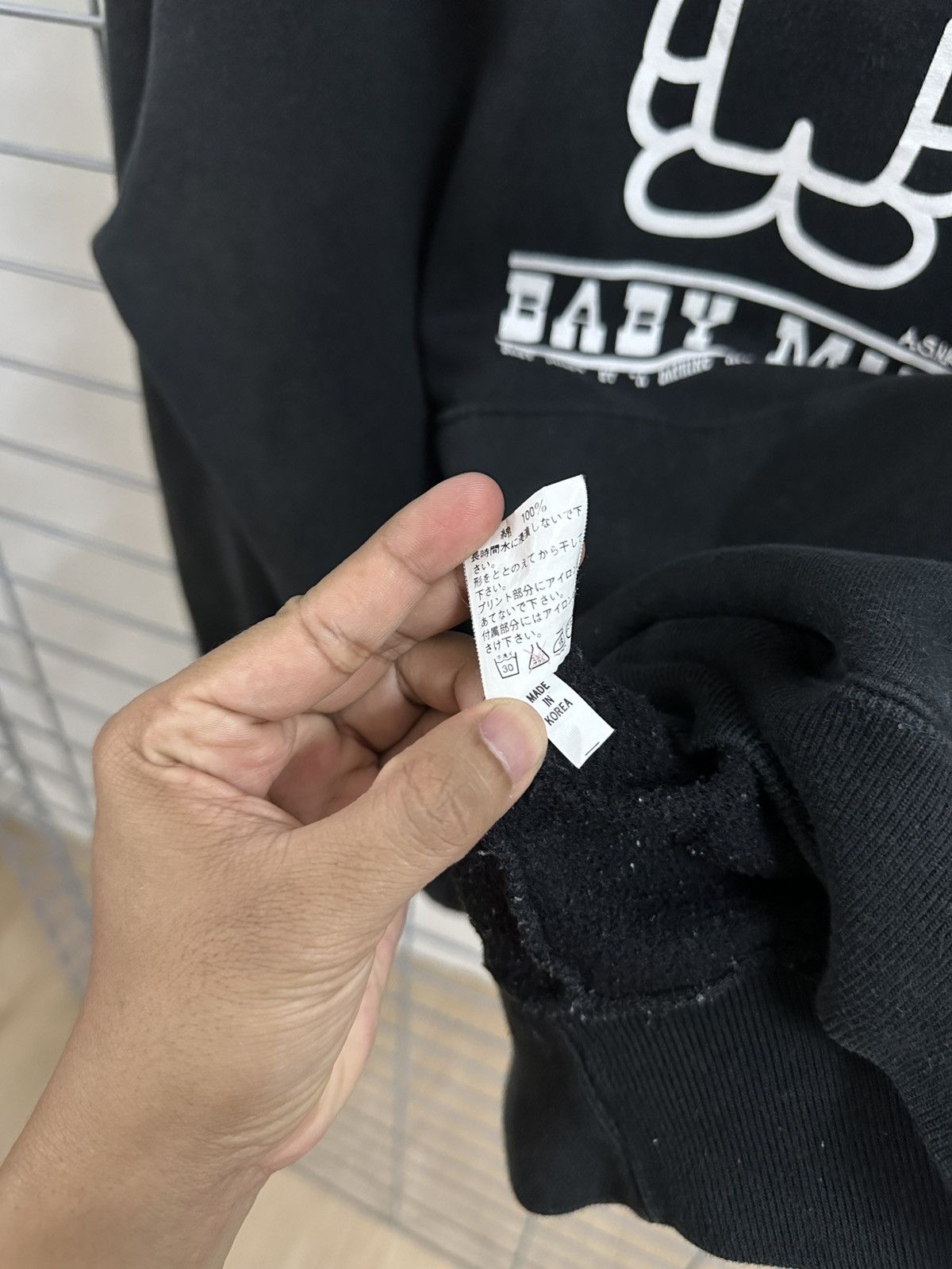Vintage Vintage 2001 Bape Baby Milo Nowhere Co Ltd Parody Hoodie Size US M / EU 48-50 / 2 - 10 Thumbnail