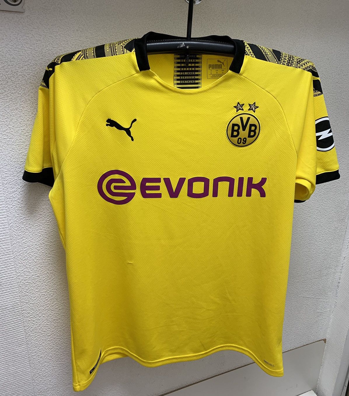 Puma Borrusia Dortmund BVB soccer jersey Xl sz Econik Opel Puma Size US XL / EU 56 / 4 - 1 Thumbnail