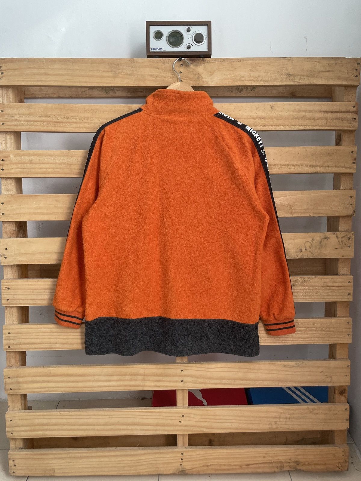 Japanese Brand Vintage Mickey Fleece Jacket M Orange Size US M / EU 48-50 / 2 - 5 Thumbnail