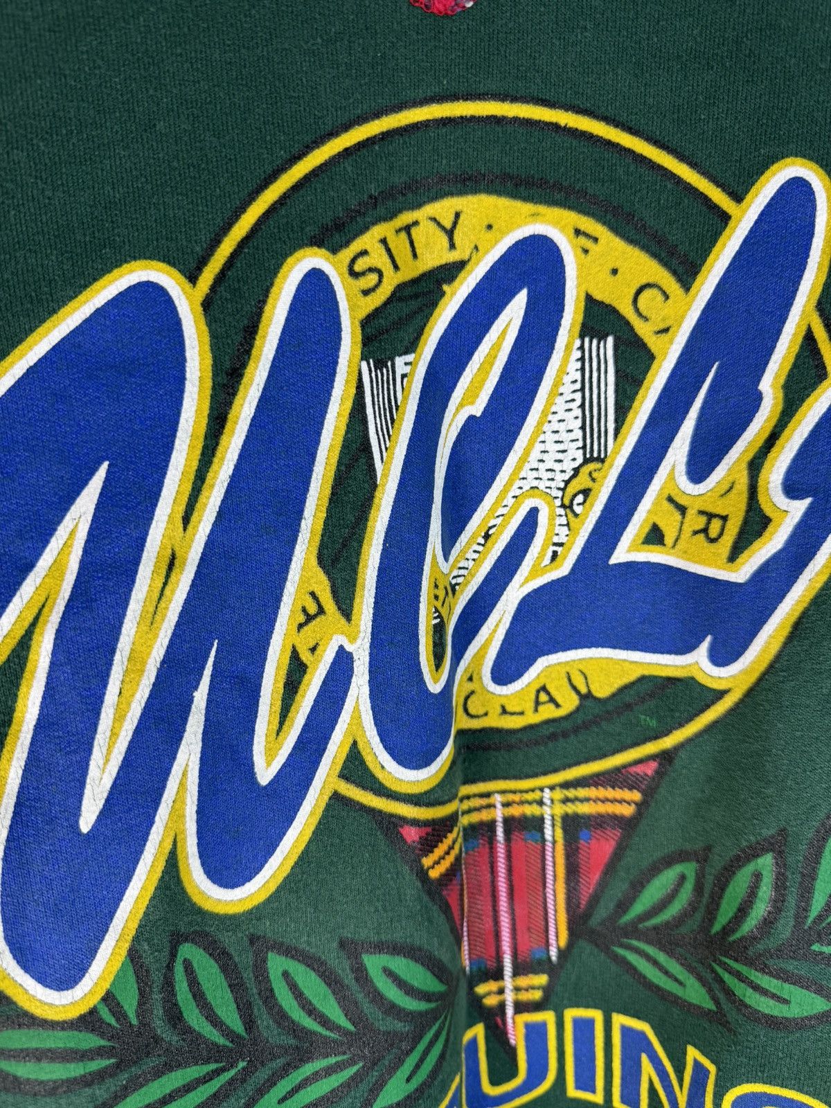 Other Vintage UCLA BRUINS Spellout Sweatshirt Size US M / EU 48-50 / 2 - 4 Thumbnail