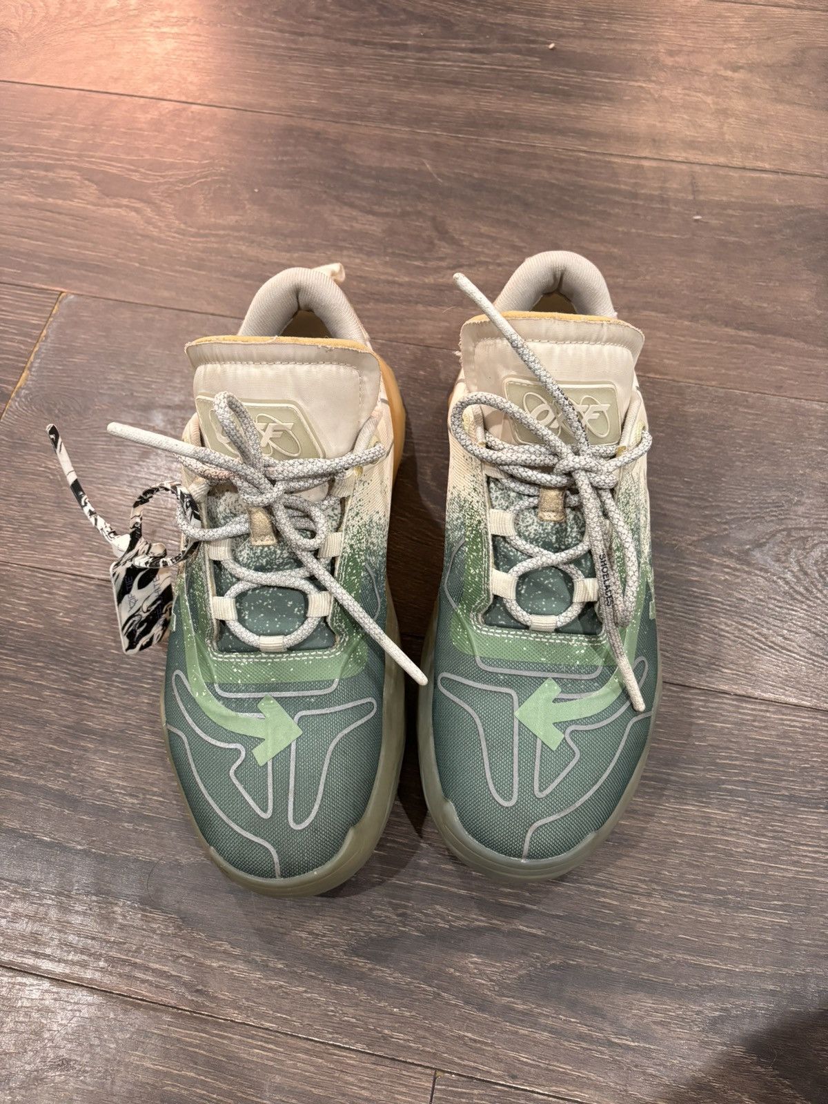 image of Off White Off-White Odsy 1000 Ombré Cream Green Shoes, Men's (Size 9)