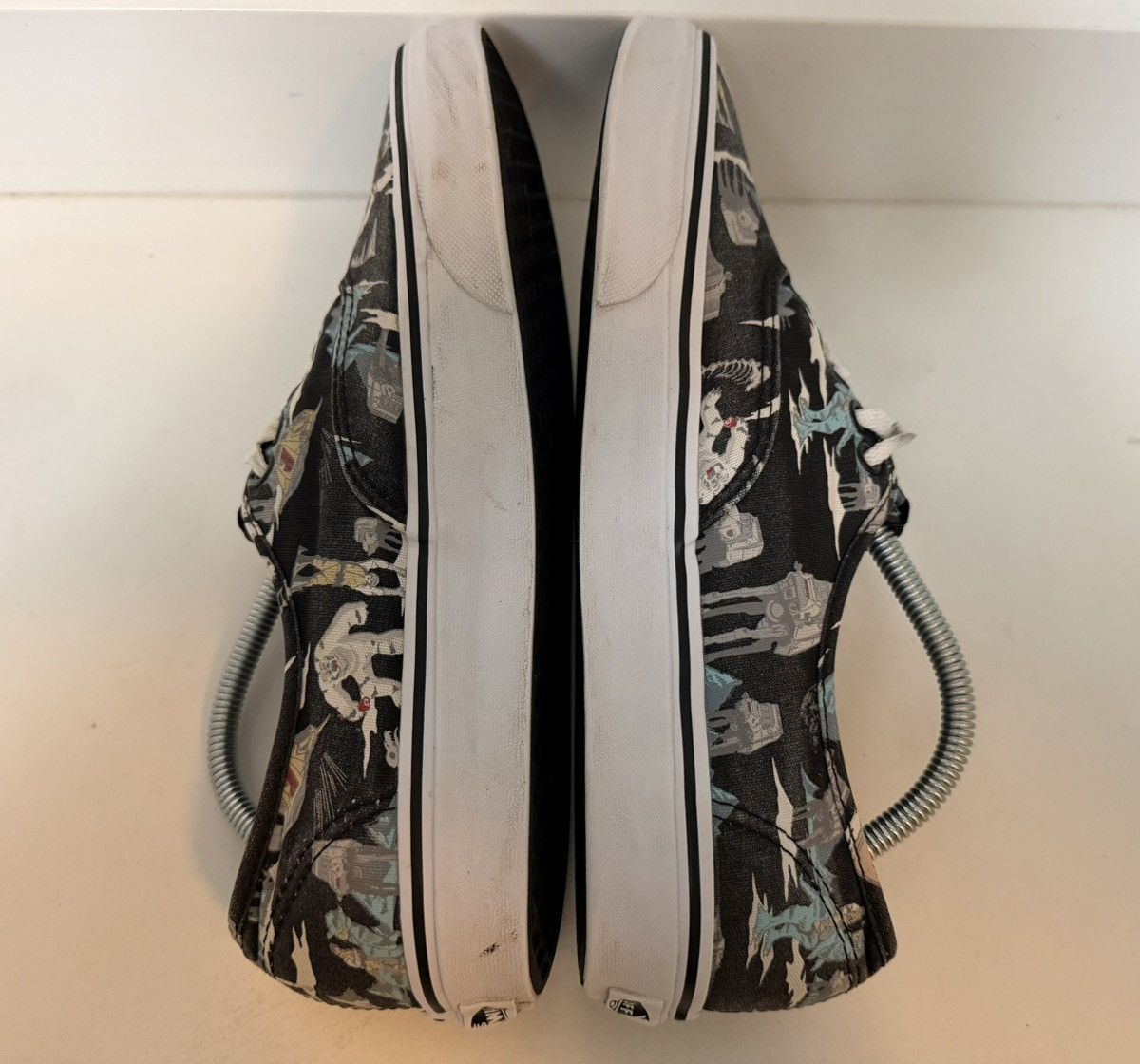 Vans VANS Authentic X Star Wars Hoth Empire Strikes Back Size US 10.5 / EU 43-44 - 6 Thumbnail