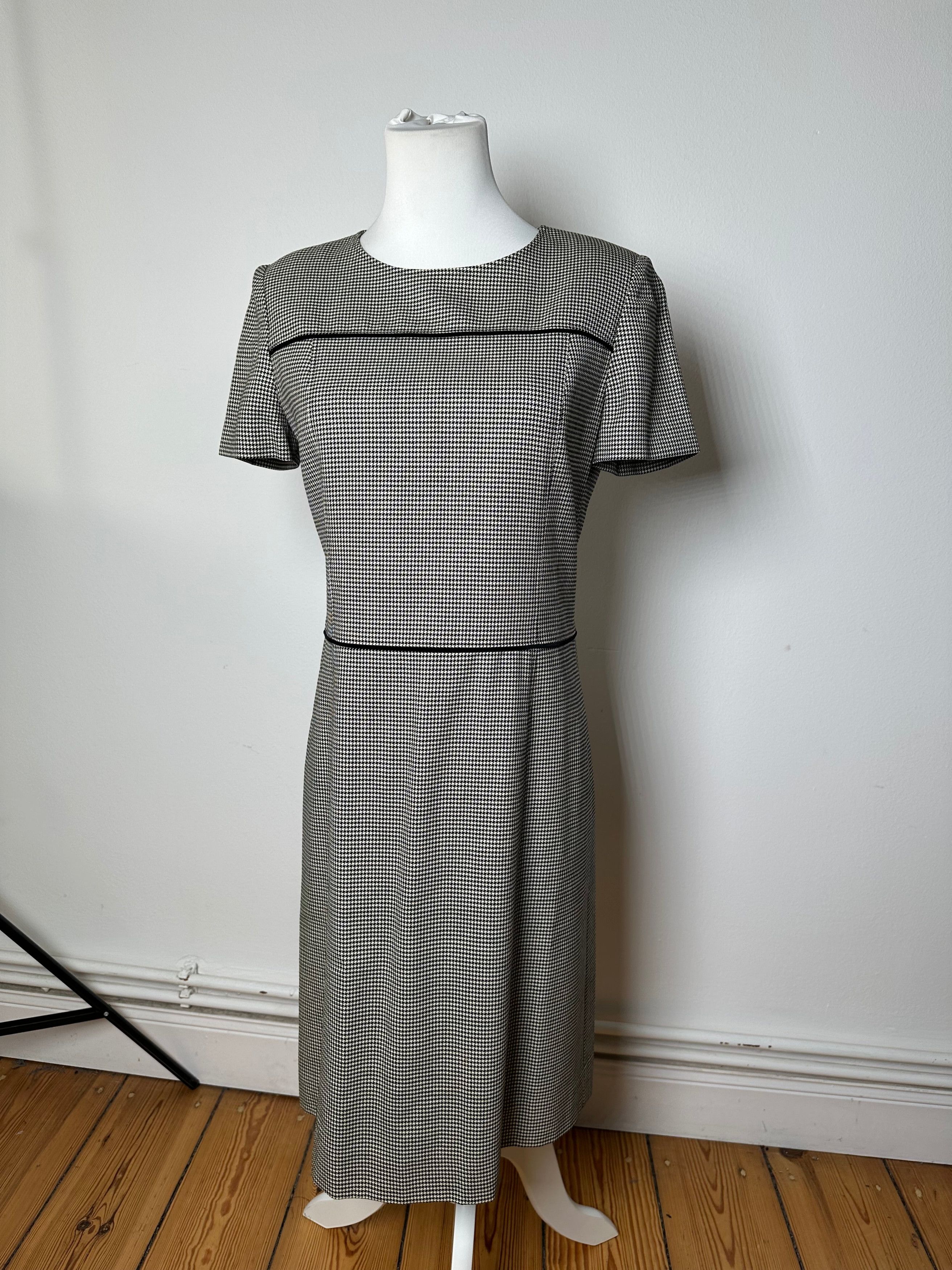 Courreges Vintage Checked Dress Black White M Size S / US 4 / IT 40 - 1 Thumbnail
