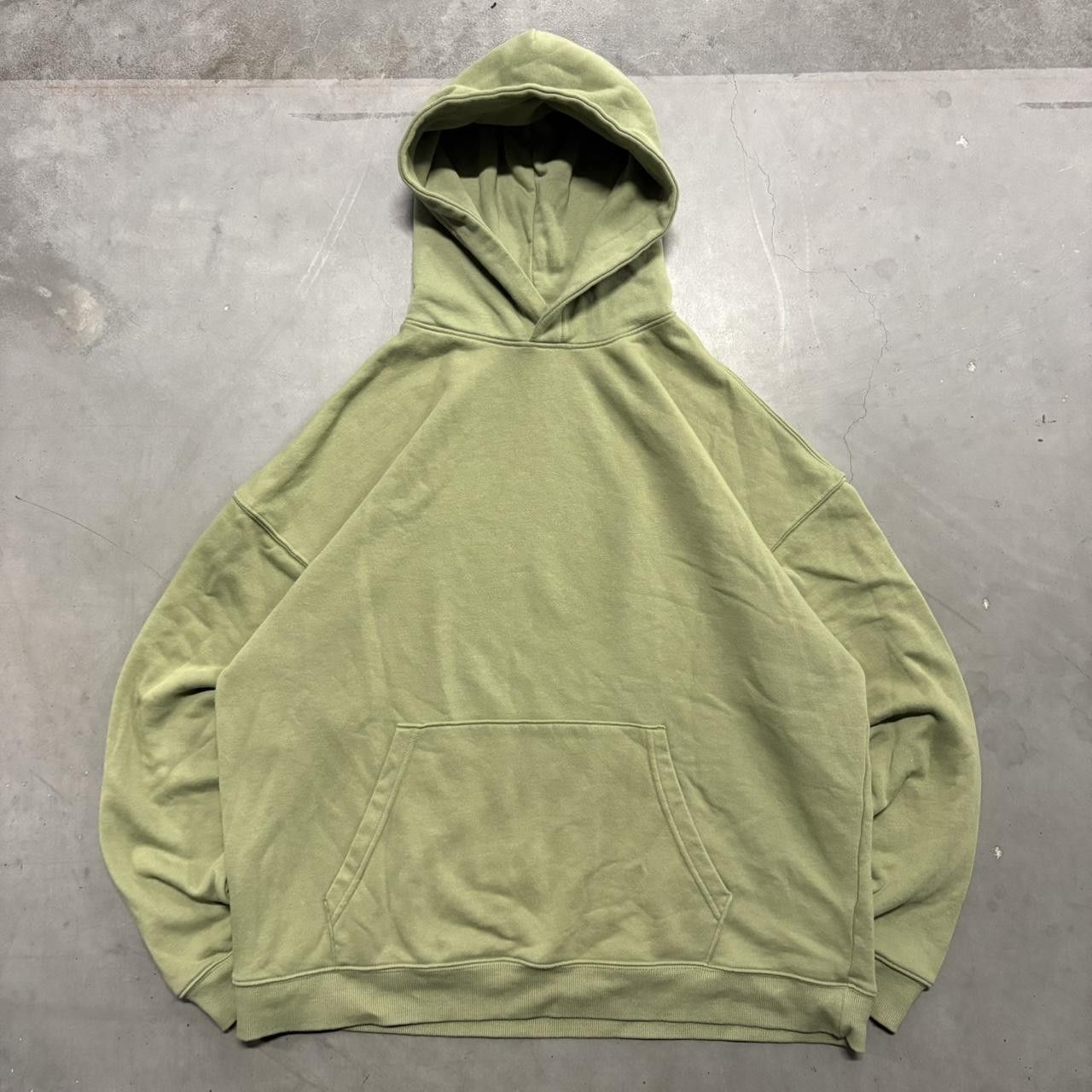 Vintage Crazy Vintage Y2K/2000s Quality Blank Oversized Fit Green Streetwear Hoodie! Size US M / EU 48-50 / 2 - 1 Thumbnail