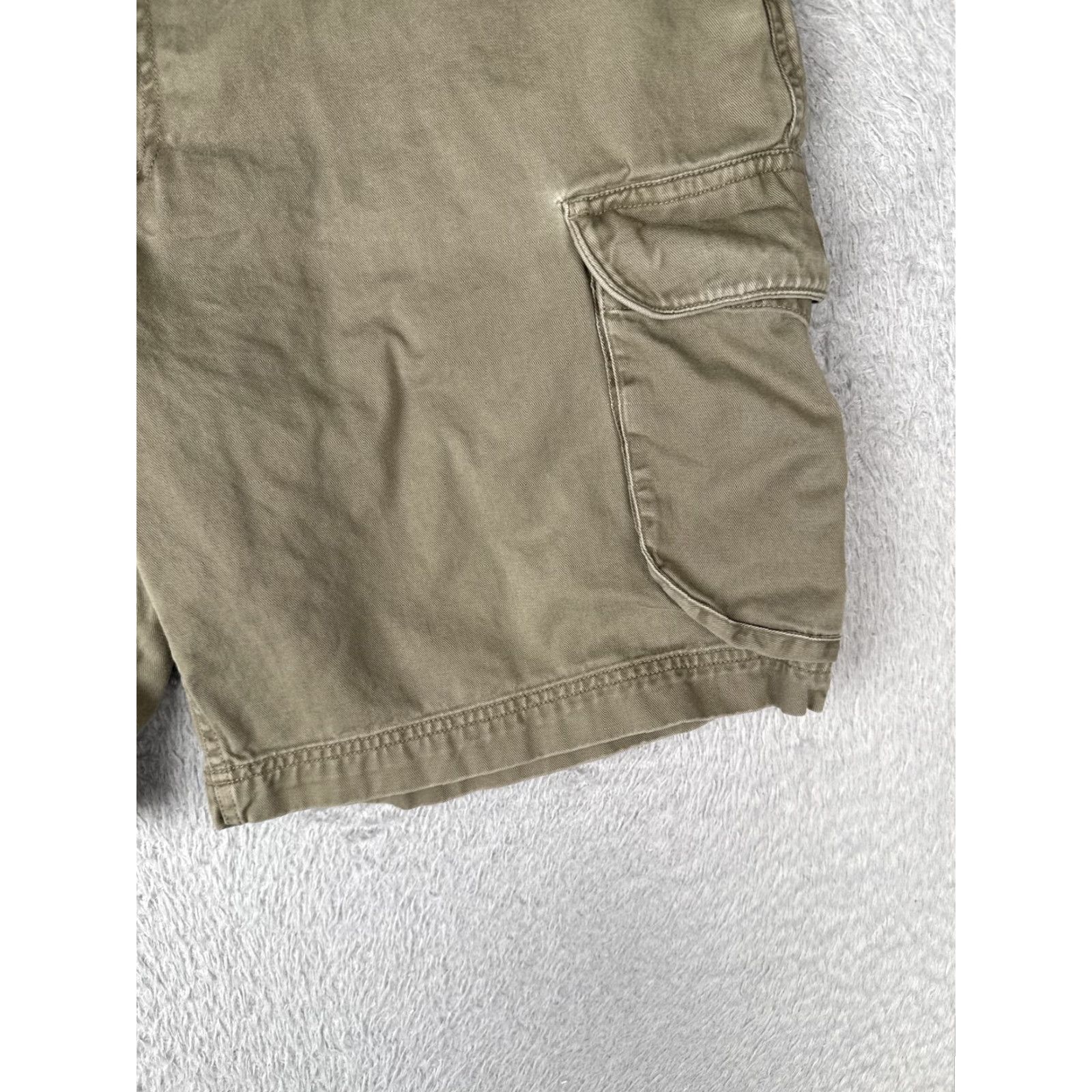 Polo Ralph Lauren Polo Ralph Lauren Shorts Mens 36 Khaki Polo Chino Cargo Pockets Cotton 36x9 Size US M / EU 48-50 / 2 - 2 Thumbnail