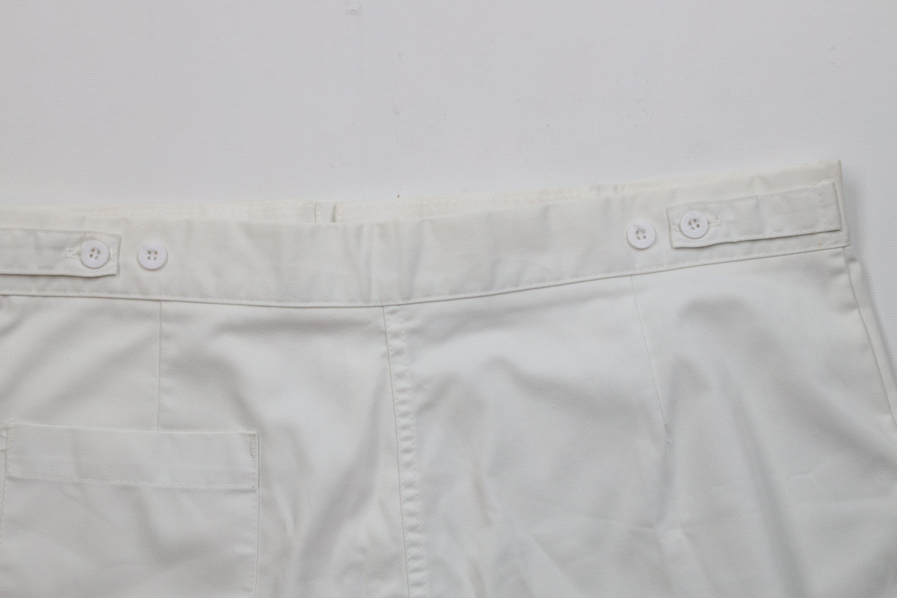Vintage Vintage 70s Streetwear Above Knee Chino Shorts White USA Size US 36 / EU 52 - 10 Thumbnail