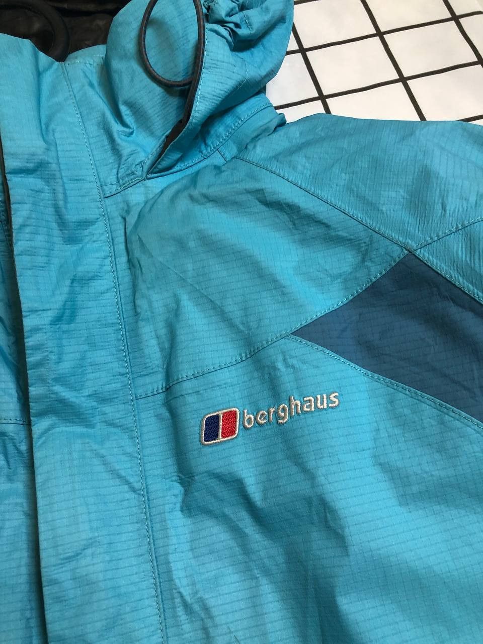 Berghaus Berghaus Vintage Gore-Tex Waterproof Jacket Size XL / US 12-14 / IT 48-50 - 2 Thumbnail