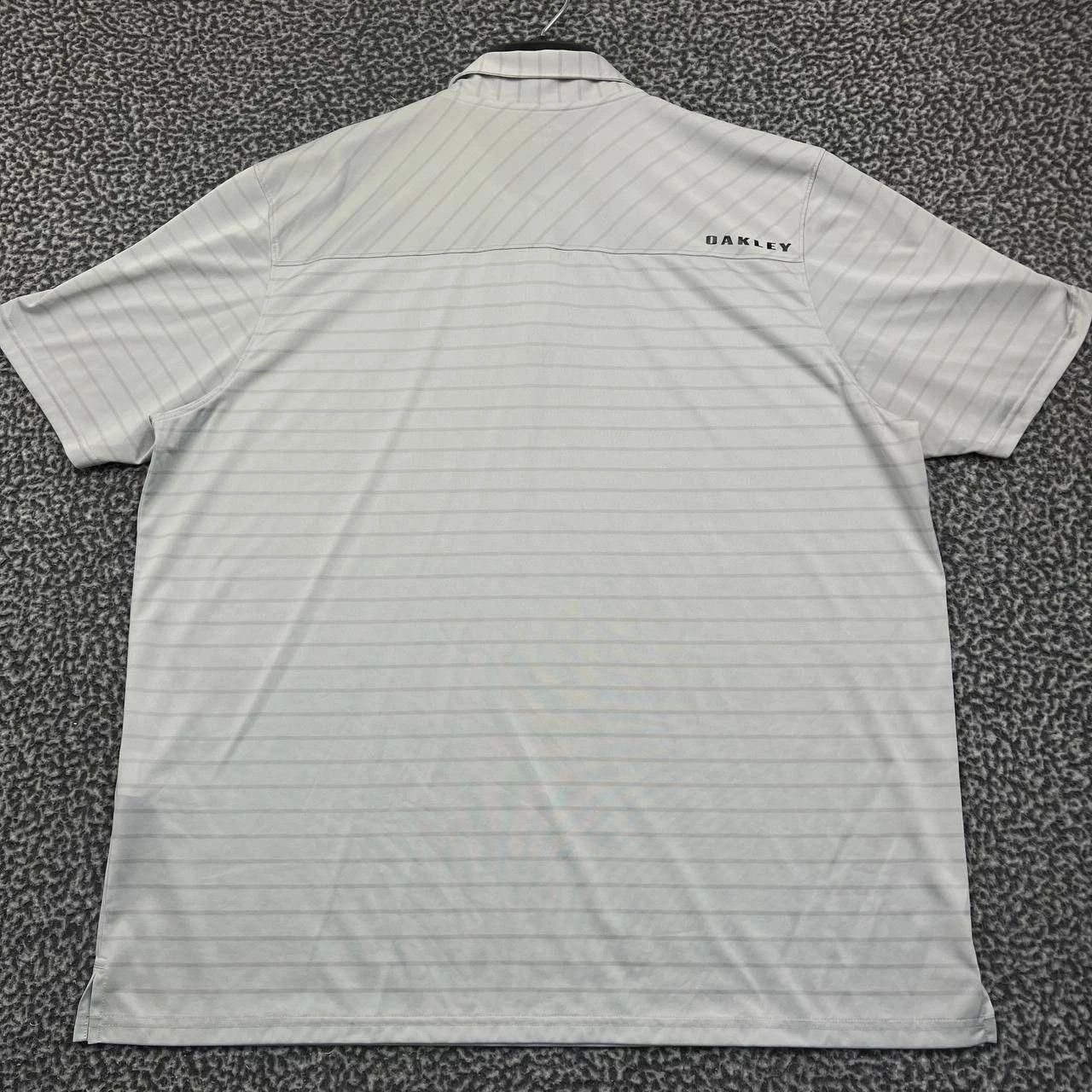 Oakley Oakley Golf Polo Shirt Men XXL Gray Regular Fit Collared Size US XXL / EU 58 / 5 - 2 Thumbnail