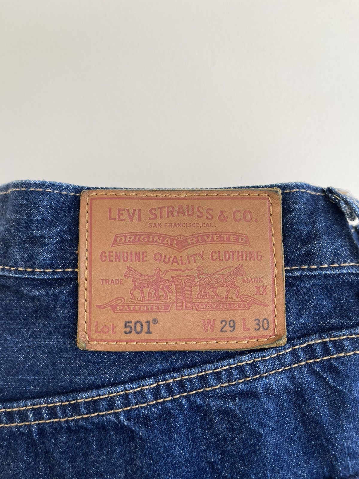 Levi's Premium 501 Straight Regular Fit 5 Pocket Denim Jeans 28x30 Size US 28 / EU 44 - 8 Thumbnail