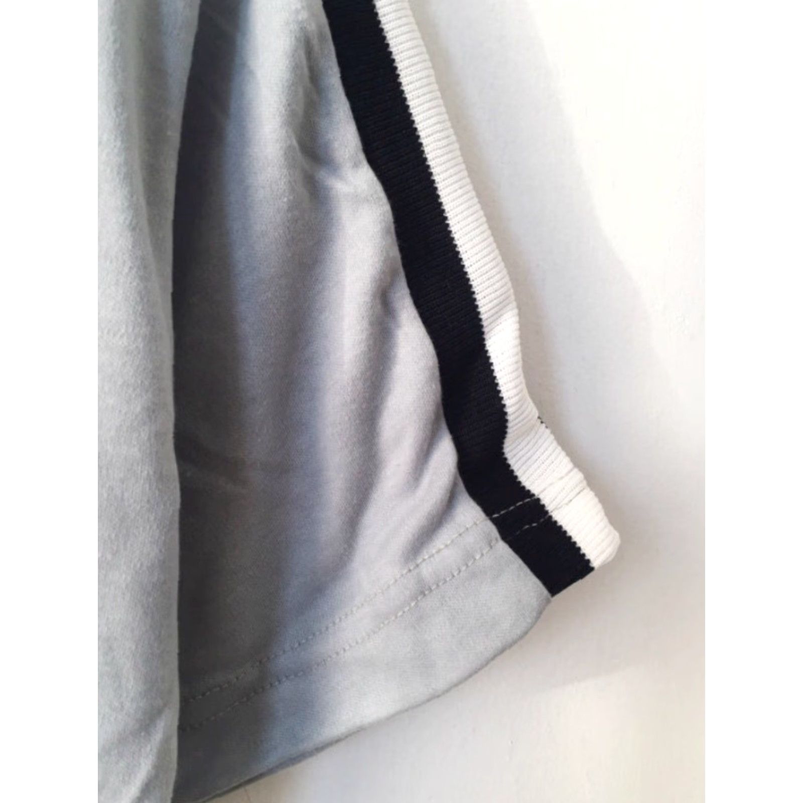 Russell Athletic VINTAGE Russell Athletic T-Shirt Mens Small Deadstock NWOT 90s NOS Gray V-Neck Cotton Blend Shirt 90s Mens Size US S / EU 44-46 / 1 - 2 Thumbnail
