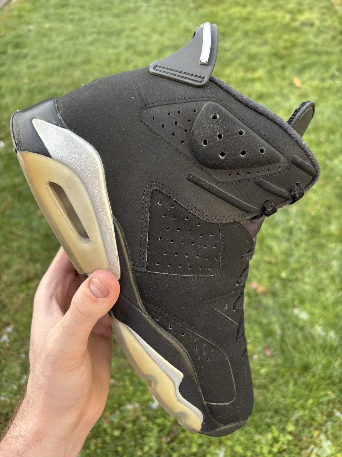 Jordan Brand Jordan 6 Retro Chrome 2022 Size 11.5 Size US 11.5 / EU 44-45 - 1 Thumbnail