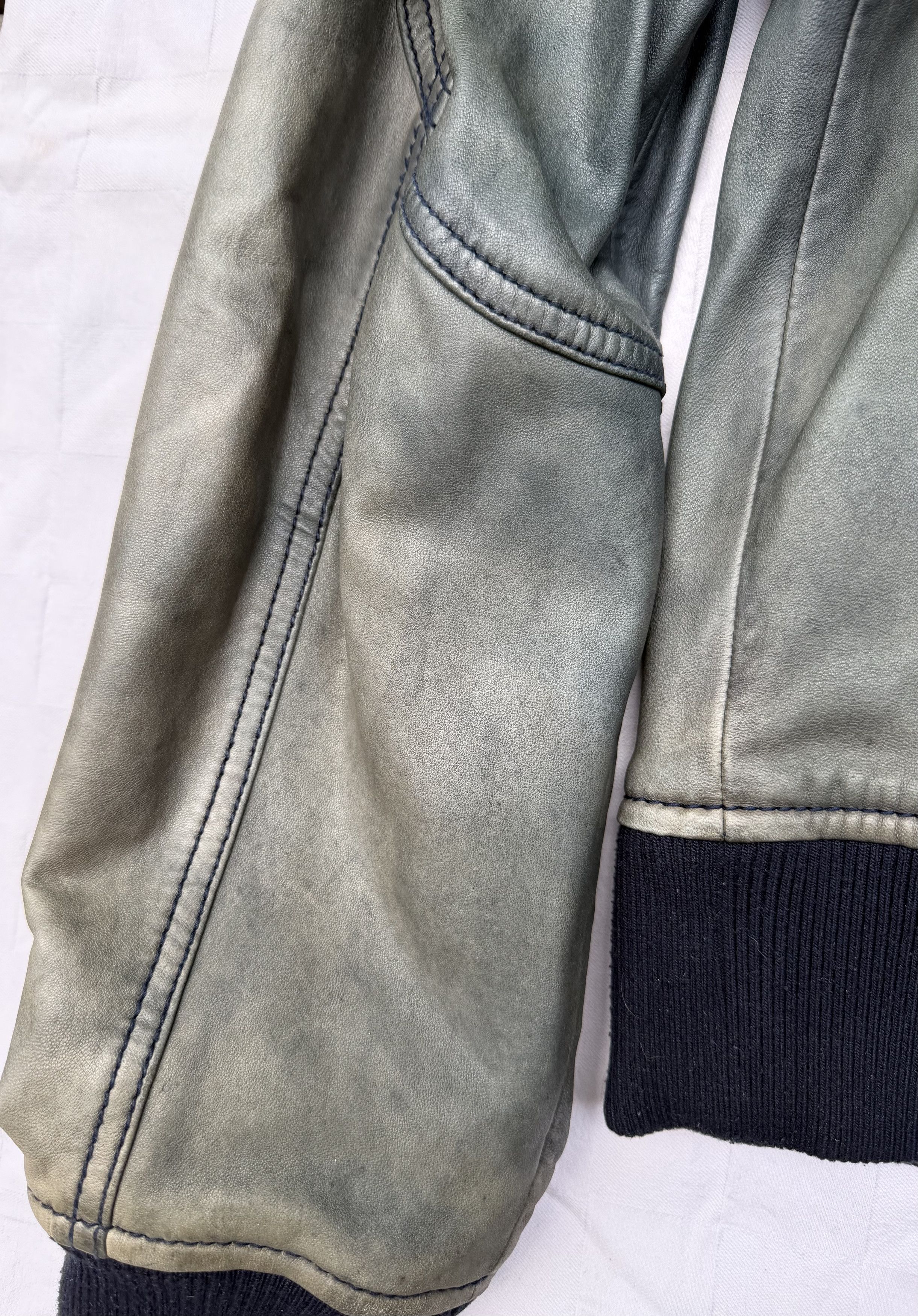 Dolce & Gabbana Dolce & Gabbana Vintage Distressed Leather Jacket Size US L / EU 52-54 / 3 - 17 Thumbnail