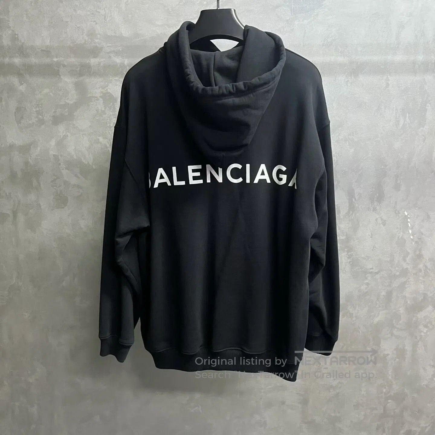 Balenciaga Balenciaga A hoodie with a large logo printed on the back, Size US M / EU 48-50 / 2 - 5 Thumbnail