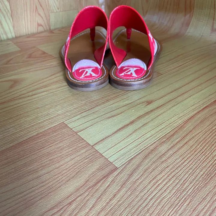 Louis Vuitton Louis Vuitton Palma Red Slide Sandals for Women -2508 Size US 6 / IT 36 - 3 Thumbnail