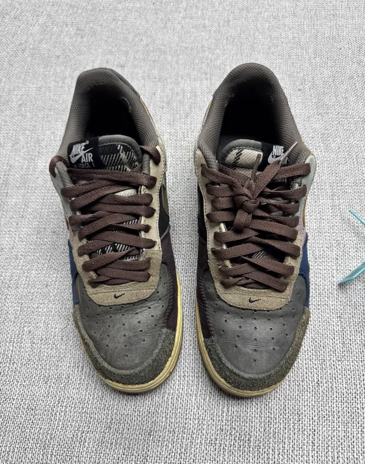 Adidas Nike Air Force 1 x Travis Scott Cactus Jack K37 Size US 9 / EU 42 - 1 Thumbnail
