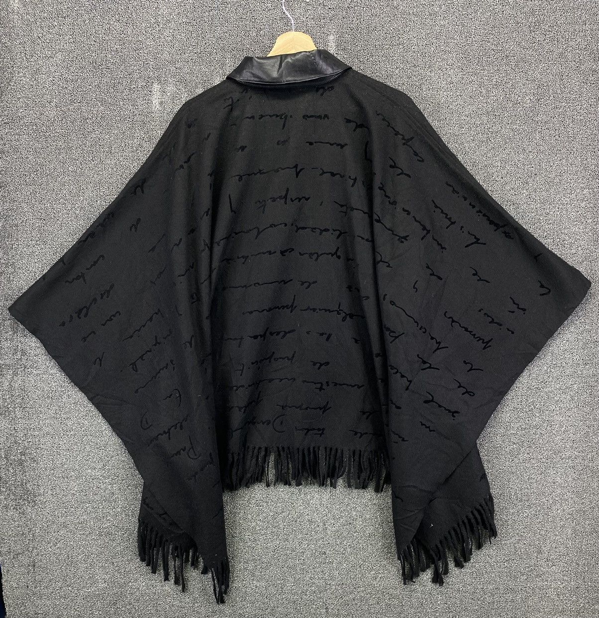 Desigual Vintage Desigual Black Poncho Size ONE SIZE - 10 Thumbnail