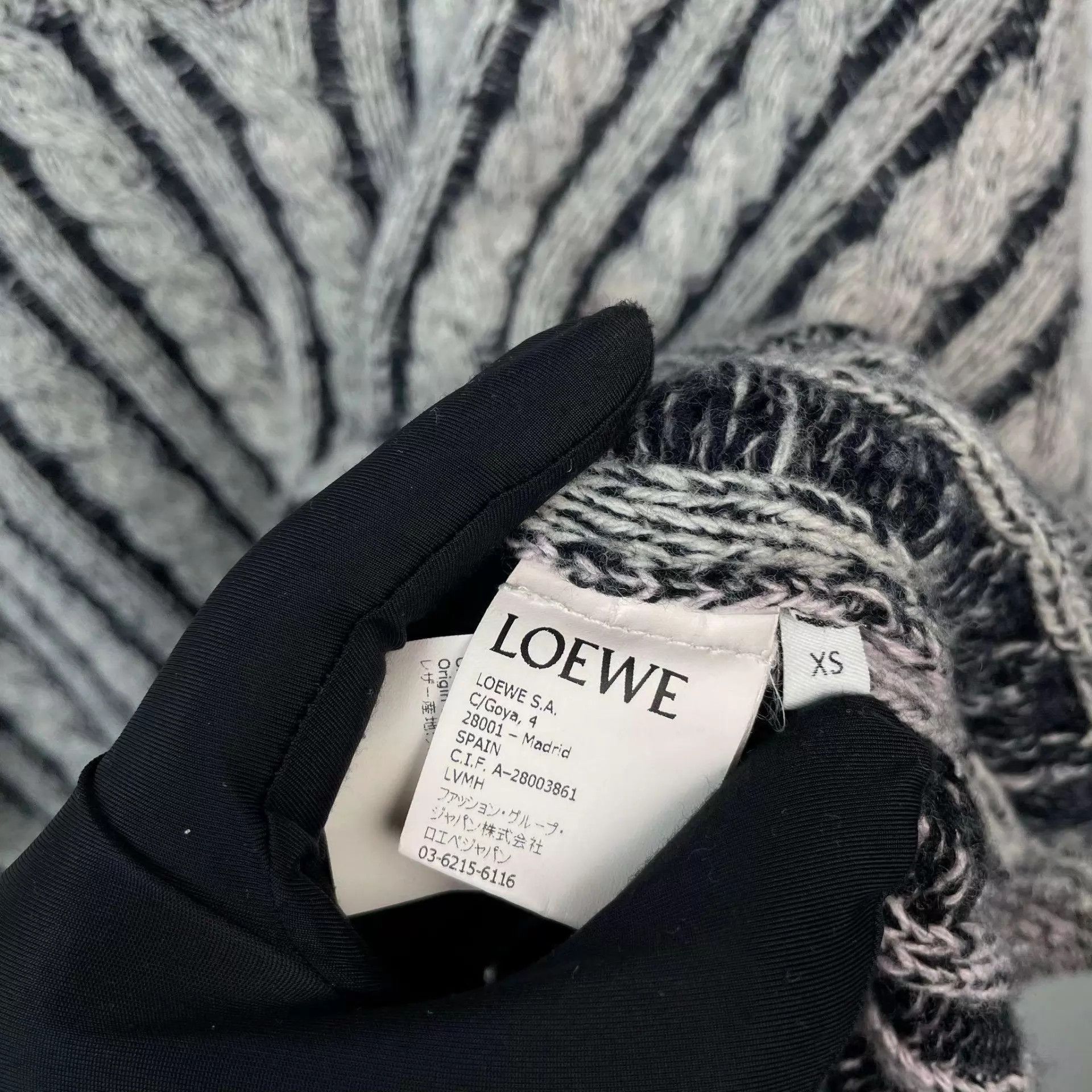 Loewe Loewe cashmere long-sleeve sweater Size XS / US 0-2 / IT 36-38 - 3 Thumbnail