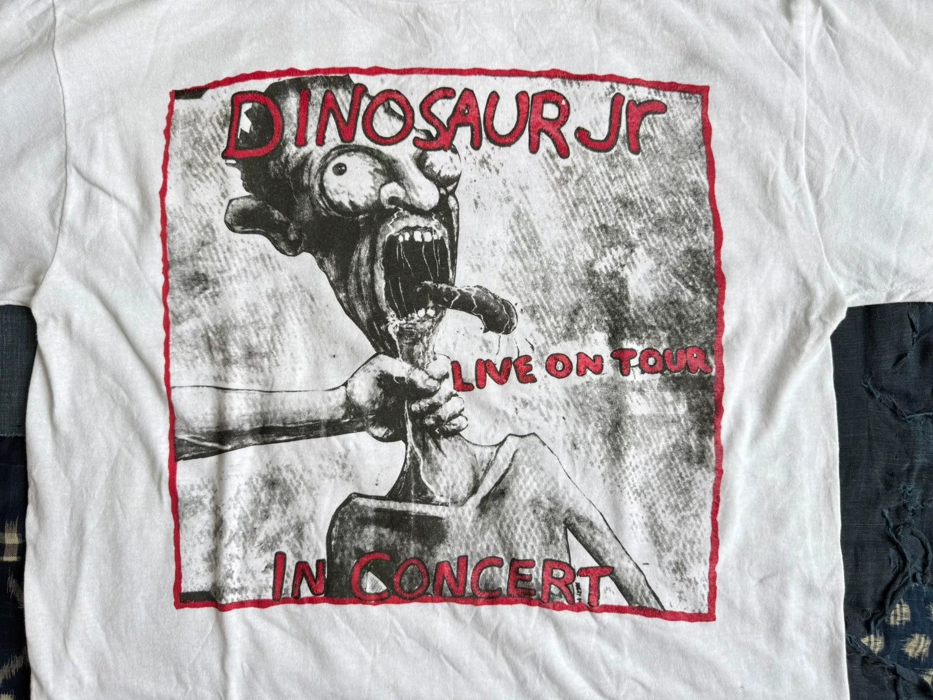 Vintage Vintage Dinosaur Jr Live Tour Tee Size US XXS / EU 40 - 5 Thumbnail