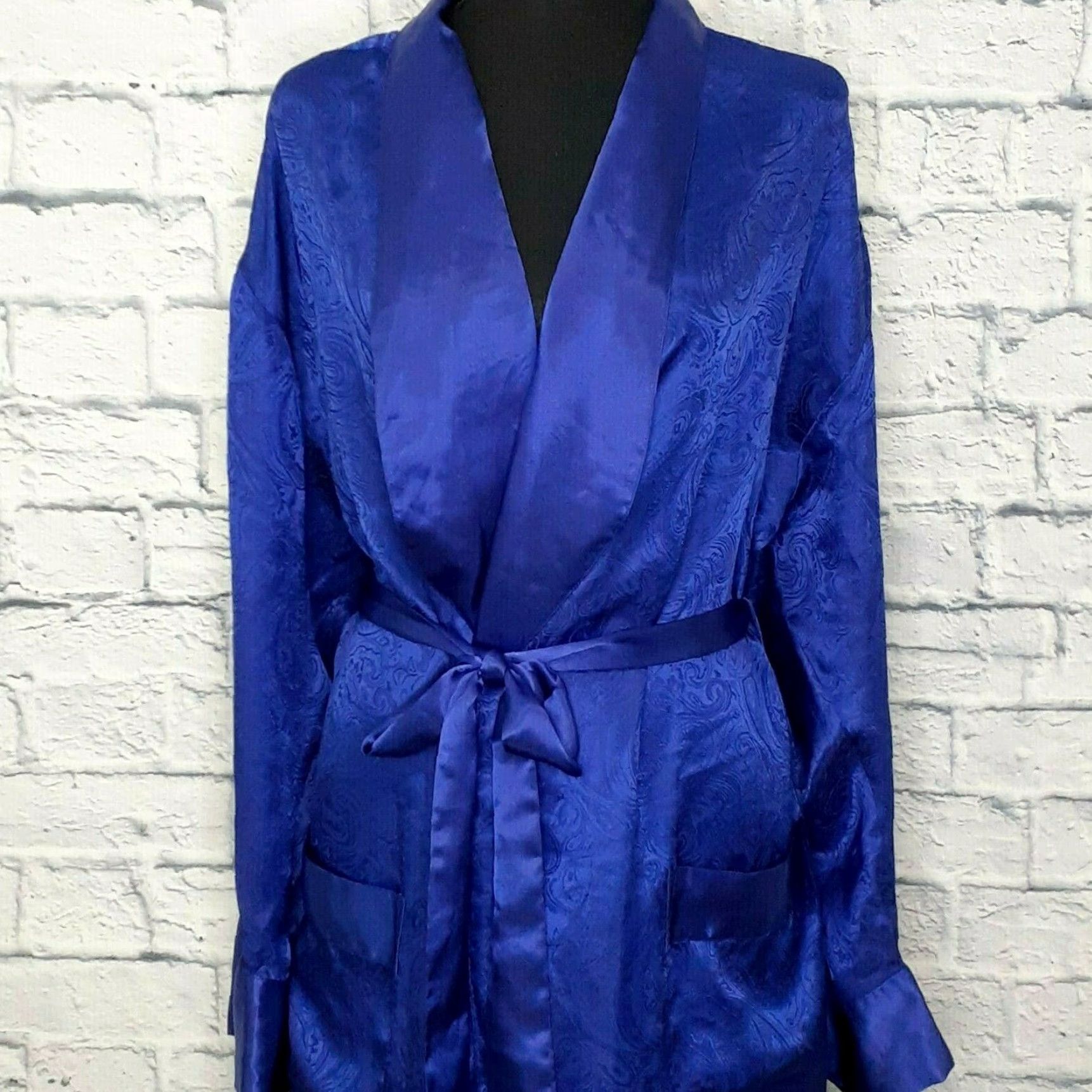 Vintage VINTAGE Frederick's Of Hollywood Satin Robe With Belt M Purple Paisley Robe Womens Size ONE SIZE - 2 Thumbnail