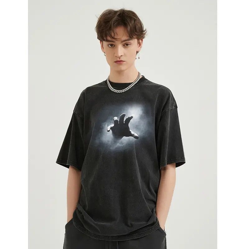 Japanese Brand Oversized Mysterious Hand Graphic T Shirt Size US XL / EU 56 / 4 - 3 Thumbnail
