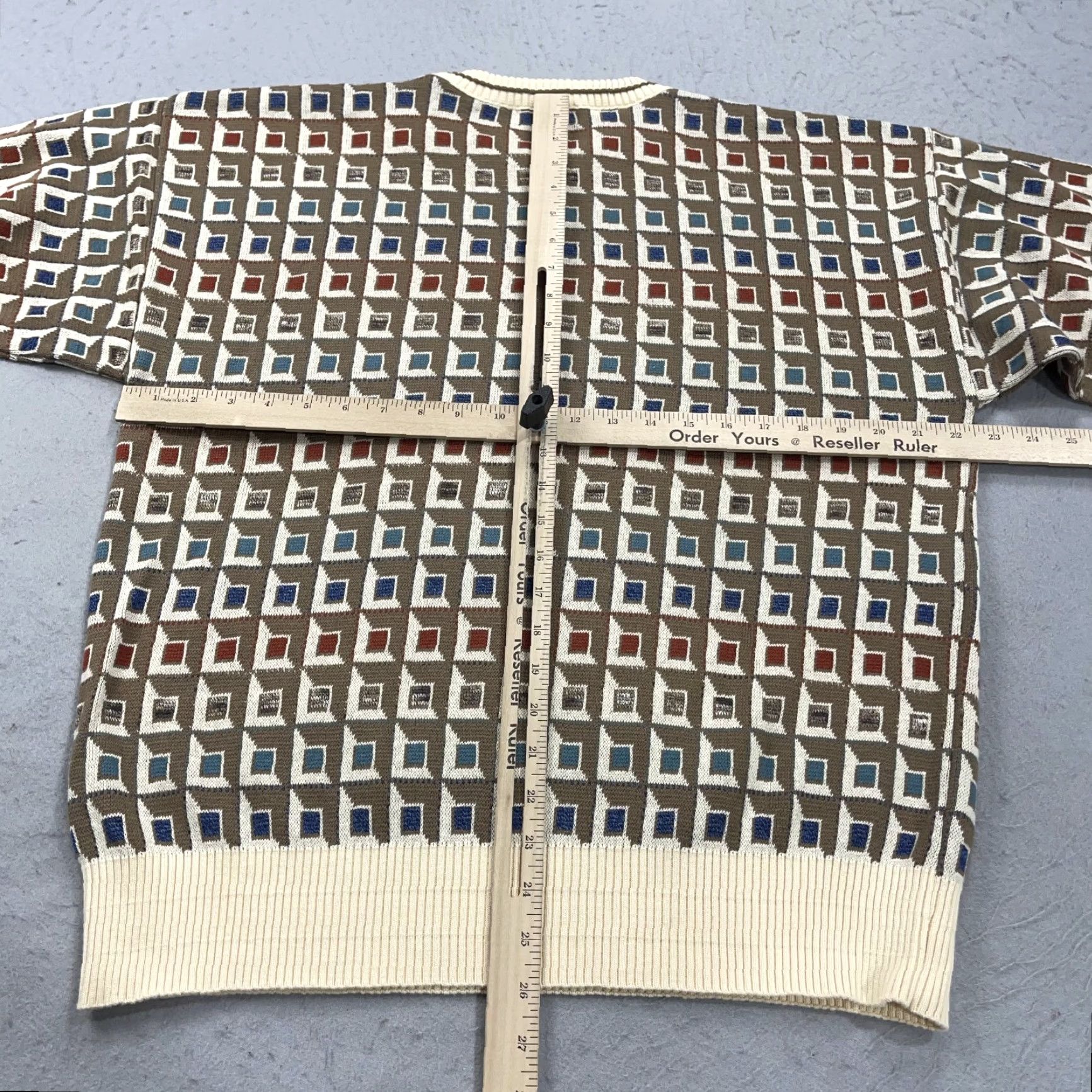 Neiman Marcus VINTAGE Neiman Marcus Grandpa Sweater Mens L Crewneck Beige 90s Geometric Knit Pullover Size US L / EU 52-54 / 3 - 7 Thumbnail