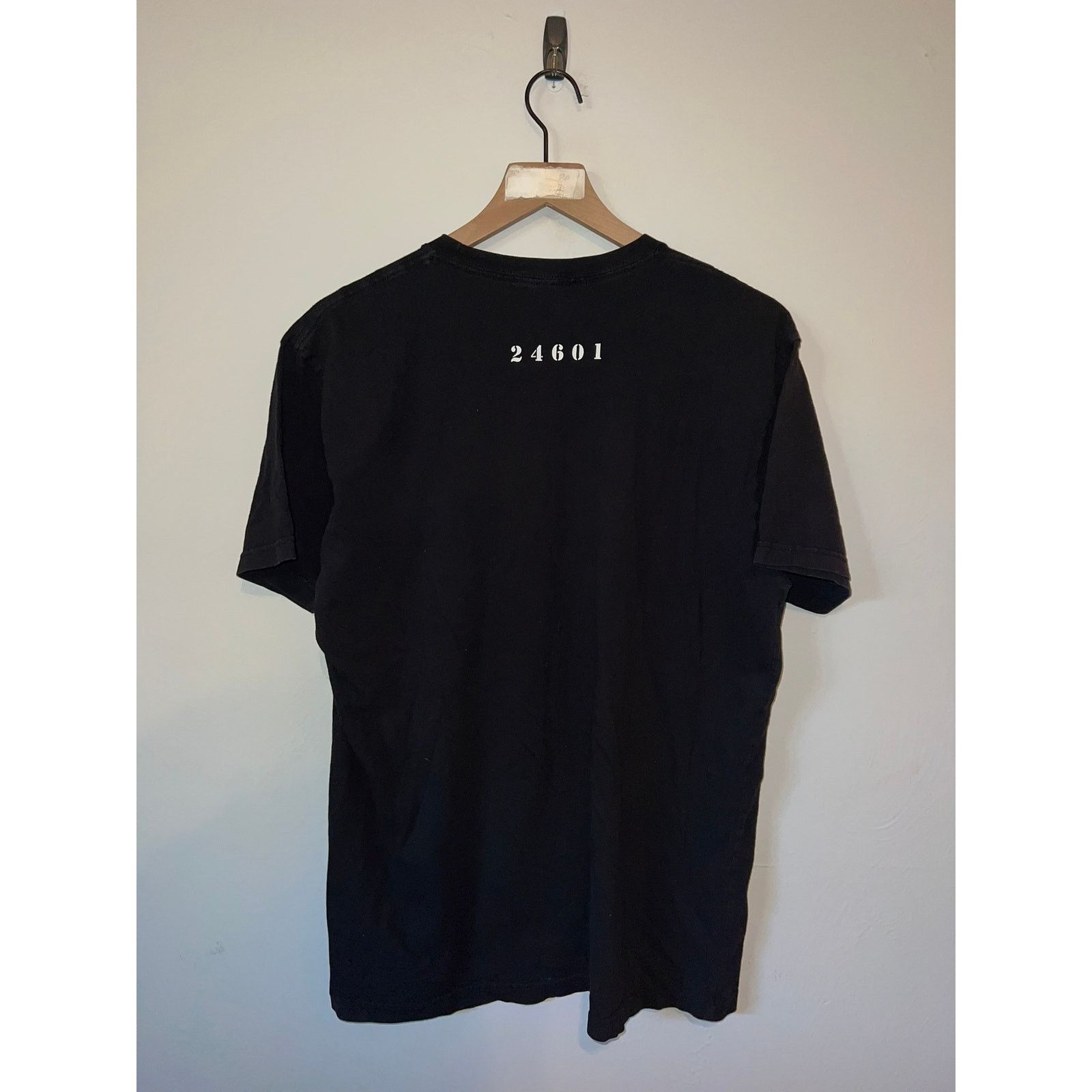 Vintage Y2K Les Misérables Novel Play Black 24601 Shirt Tee 2000s L Size US L / EU 52-54 / 3 - 6 Thumbnail