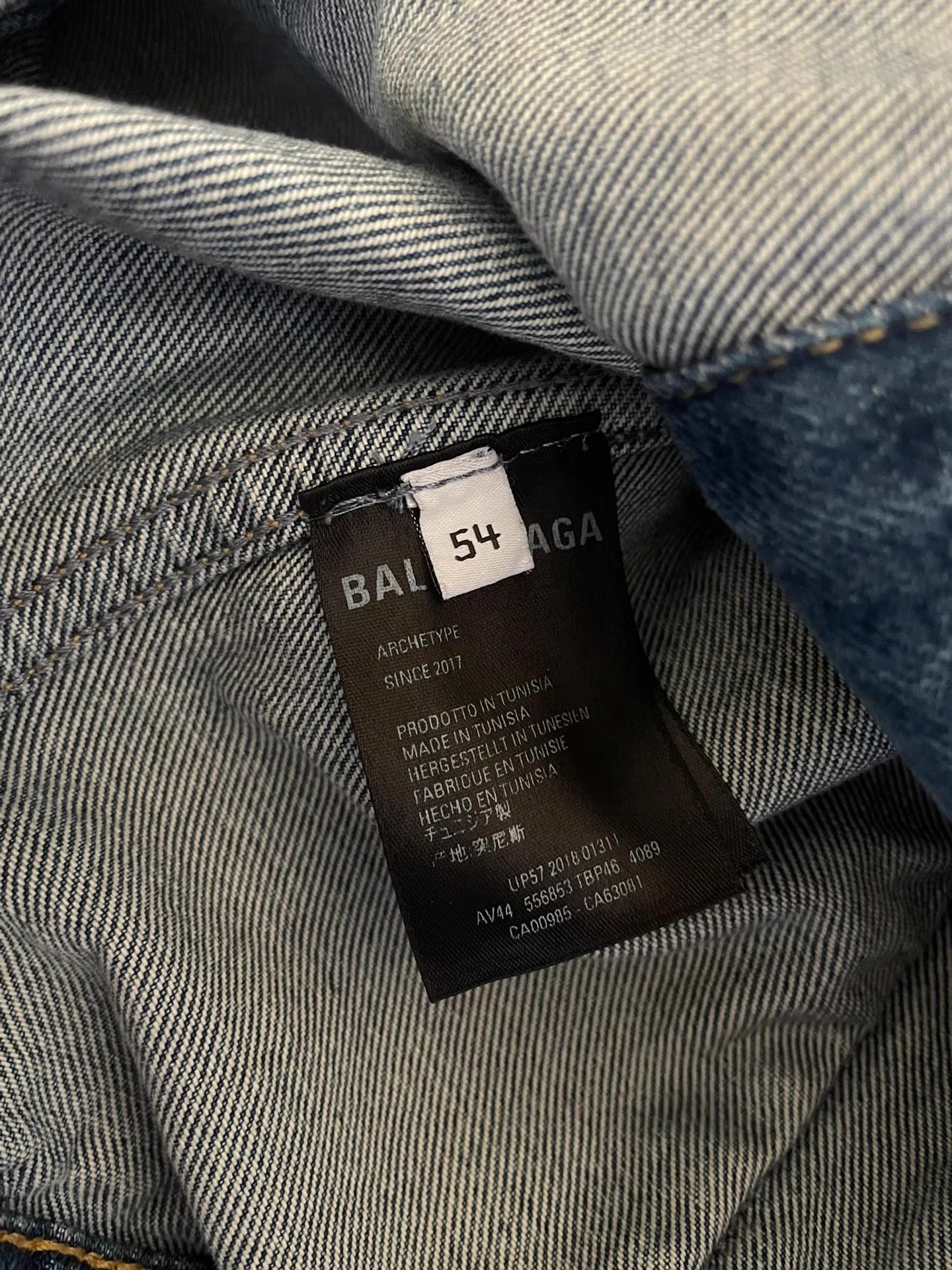 Balenciaga Balenciaga Classic Coke Denim Jacket, Q4 Size US L / EU 52-54 / 3 - 6 Thumbnail
