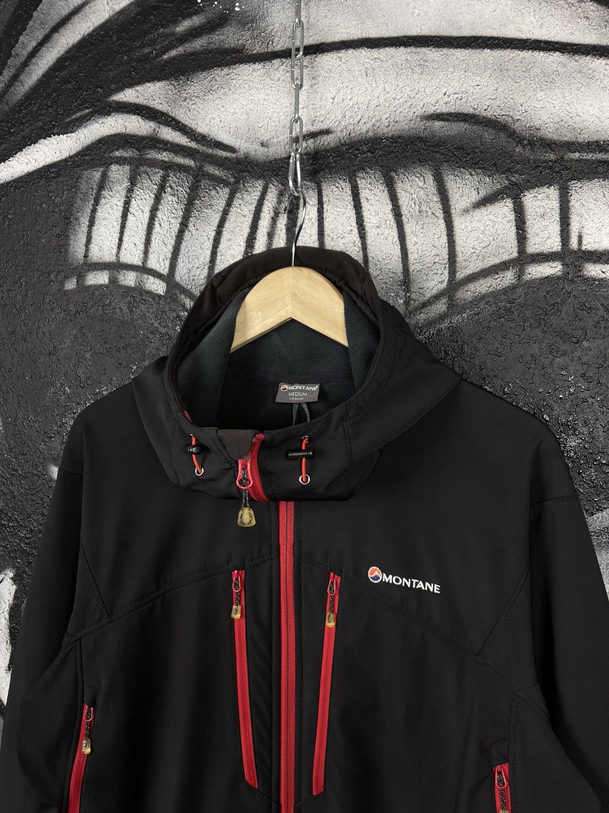 Montane Montane Dyno XT Softshell Black Hiking Jacket Men’s Size M Size US M / EU 48-50 / 2 - 3 Thumbnail