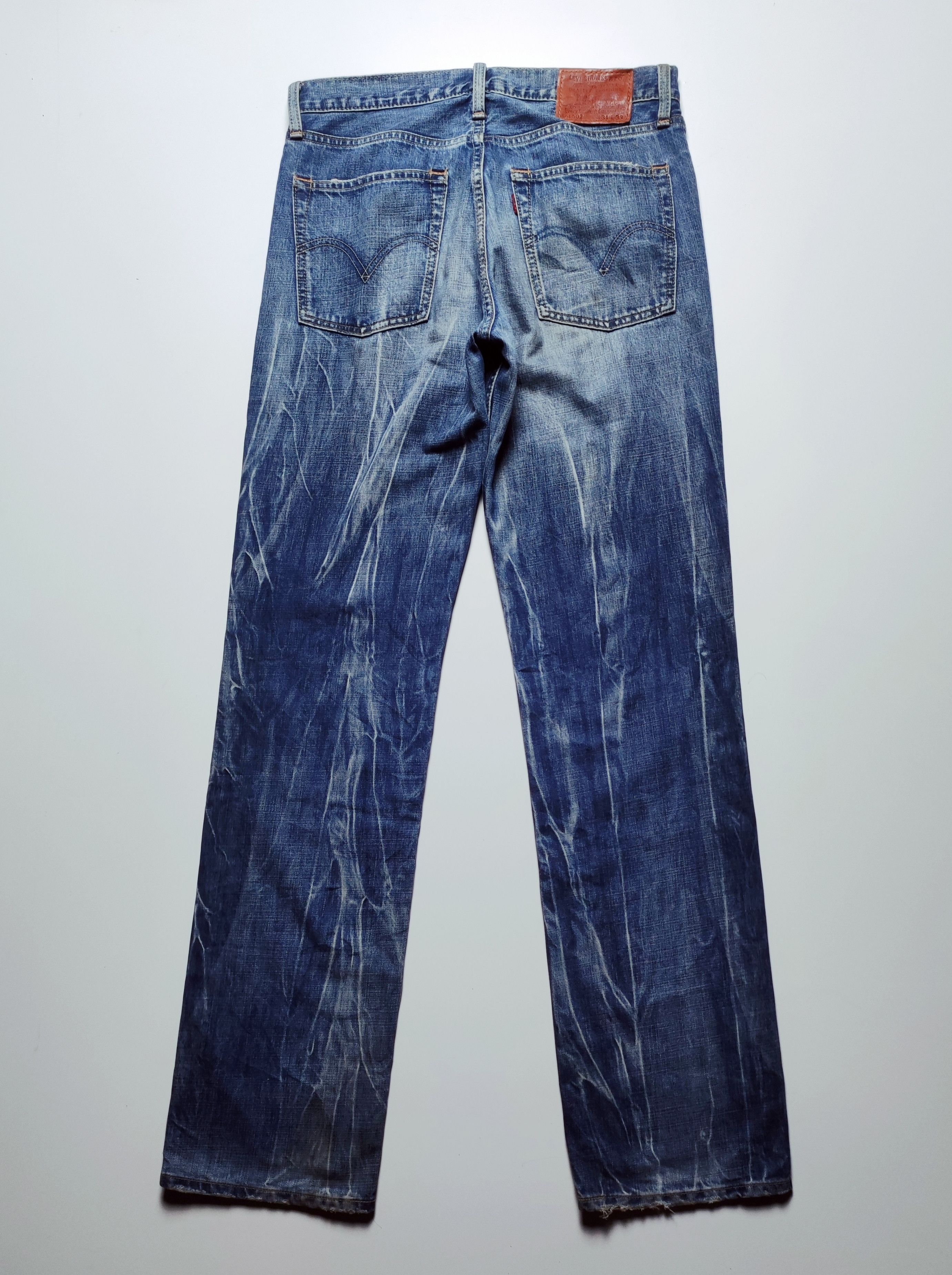 RARE !! Vintage Levis Washed Denim Jeans