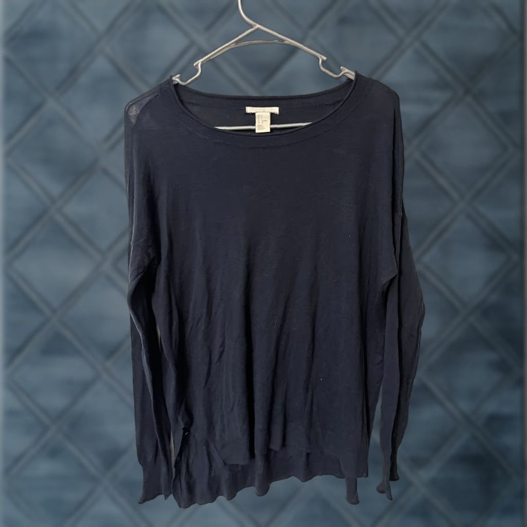 H&M H&M Crew Neck Pullover Sweater Women's Small Navy Blue Long Sleeve Size S Regular Fit Cotton Logo Size S / US 4 / IT 40 - 1 Thumbnail