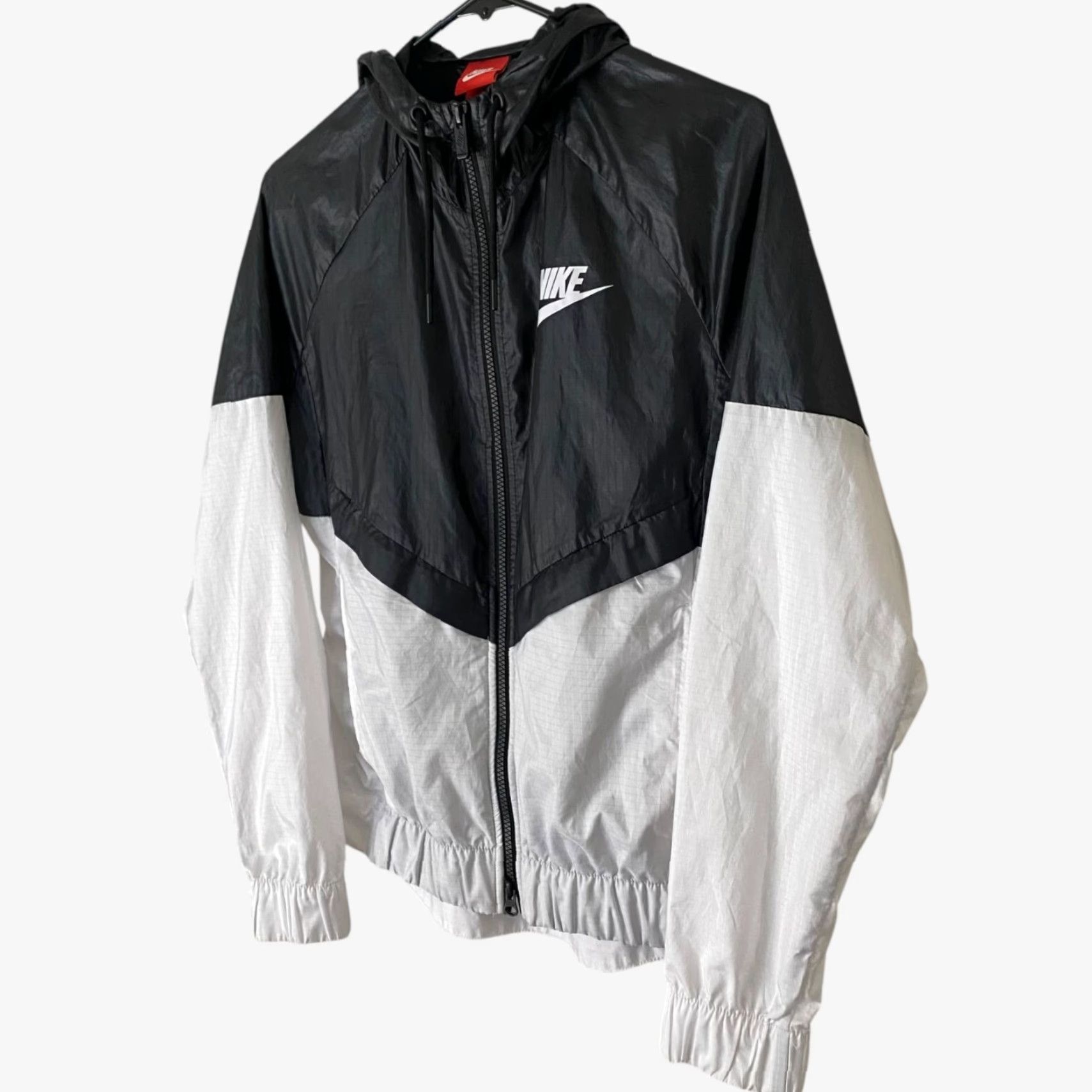 Nike Nike Windrunner Full-Zip Jacket Black & White Women's Small Windbreaker Hoodie Size S / US 4 / IT 40 - 2 Thumbnail