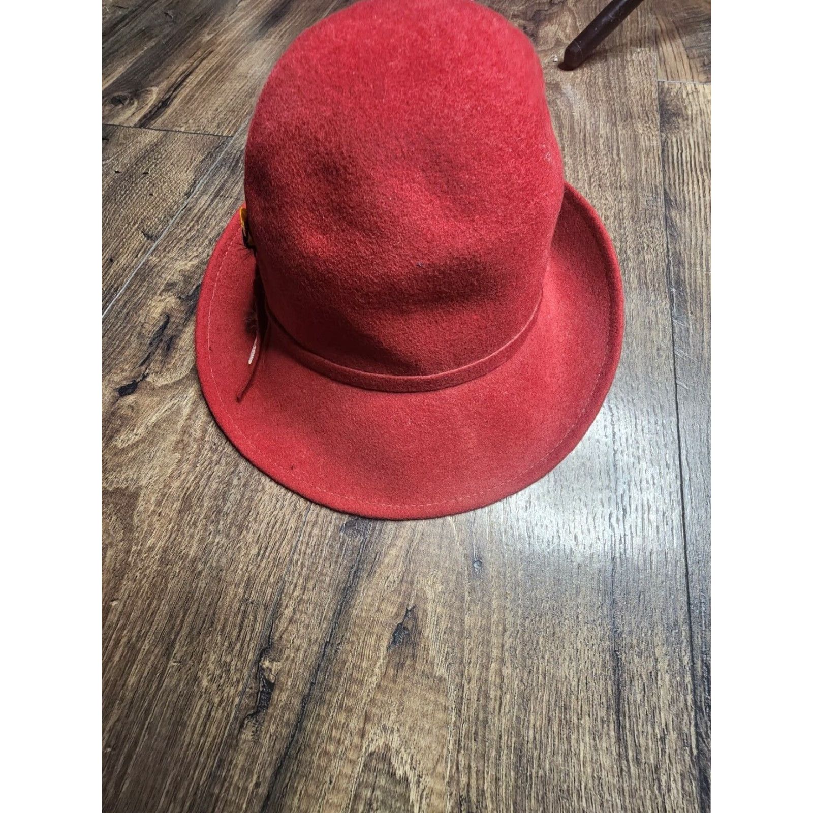 FELT VINTAGE Bollman 1960s Red Wool Womens Hat with Feathers One Size Size ONE SIZE - 6 Thumbnail