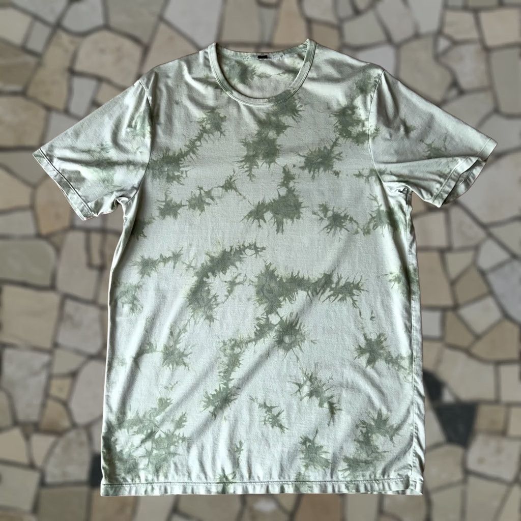 Lululemon Lululemon The Fundamental Shirt Green Men’s XS Crewneck Short Sleeve Batik Logo 20 pit to pit 29 length Regular Shape Athletic Shirt Size US XS / EU 42 / 0 - 1 Thumbnail