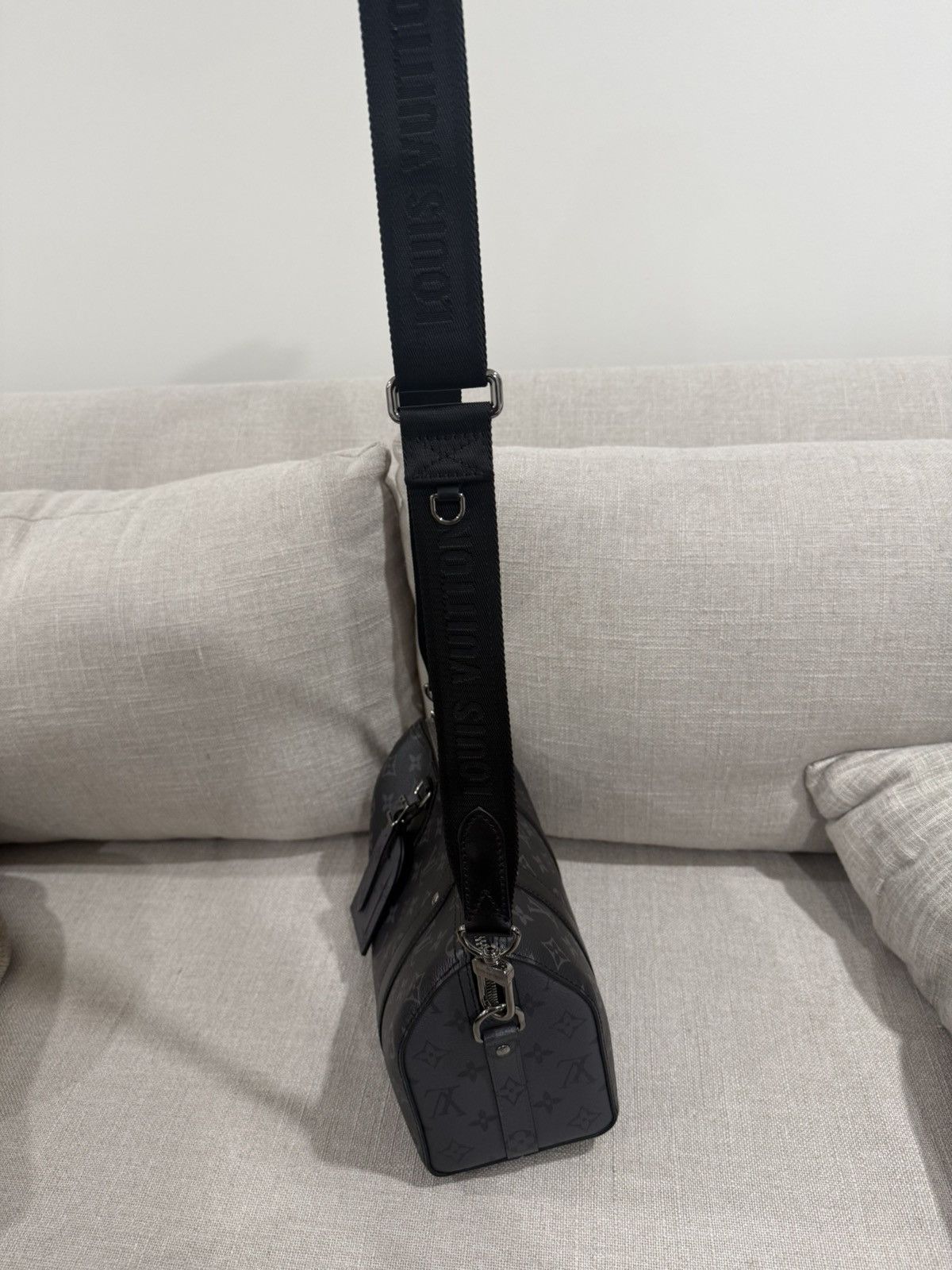 Louis Vuitton Louis vuitton Reverse Monogram Eclipse City Keepall Size ONE SIZE - 3 Thumbnail