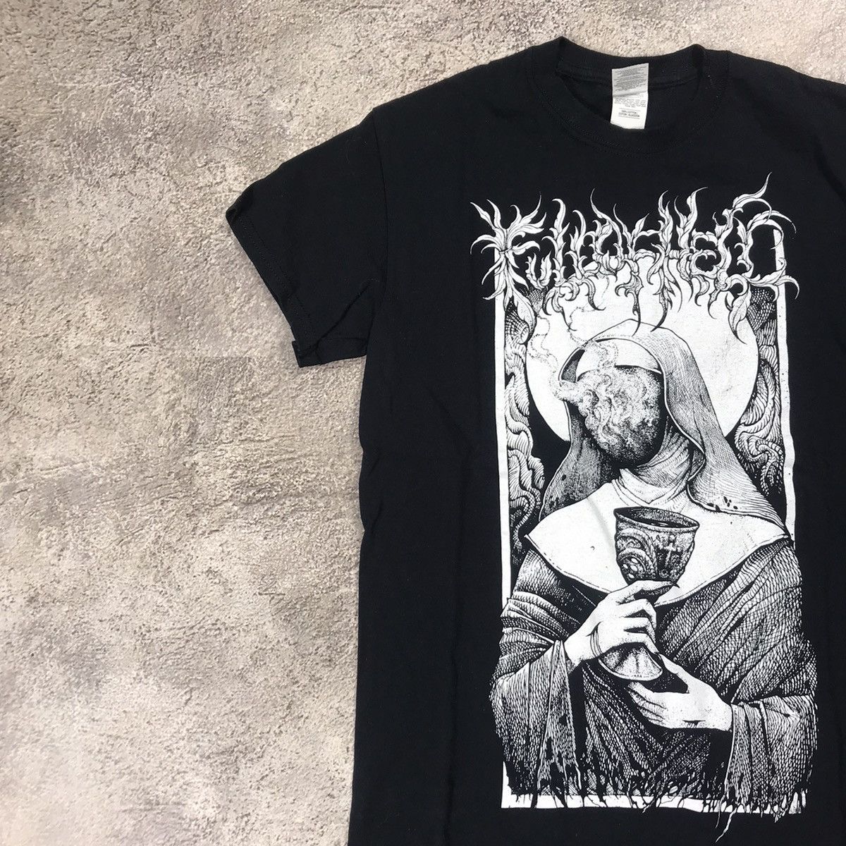 Band Tees VINTAGE Y2K SKULLS DEAD FACE HORROR CREEPY ANGRY BONES Size US S / EU 44-46 / 1 - 3 Thumbnail