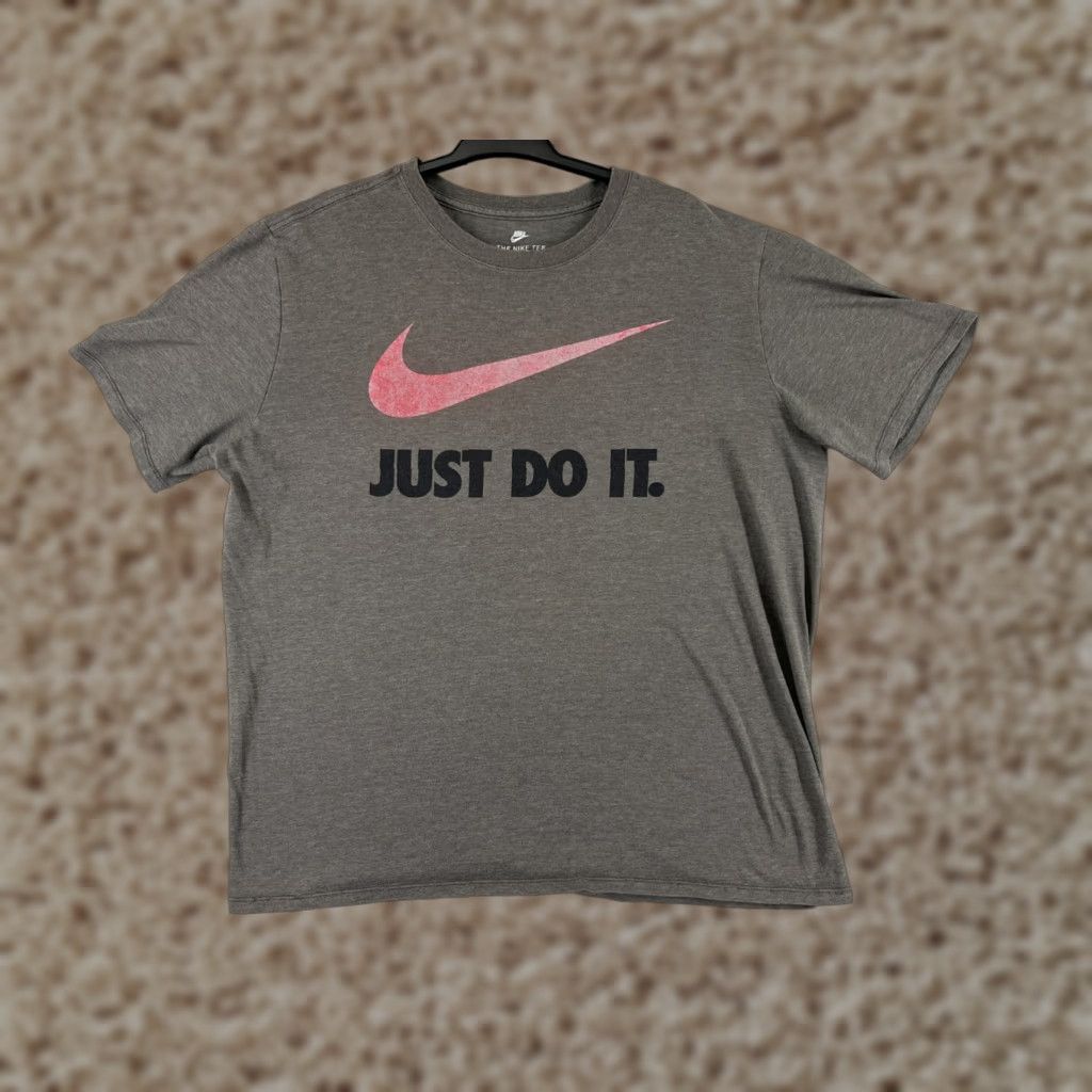 Nike Nike Shirt Mens XL Gray Swoosh Just Do It Vintage Look Crew Logo Basic T‑Shirt Sports Activewear Casual Mens Size US XL / EU 56 / 4 - 1 Thumbnail
