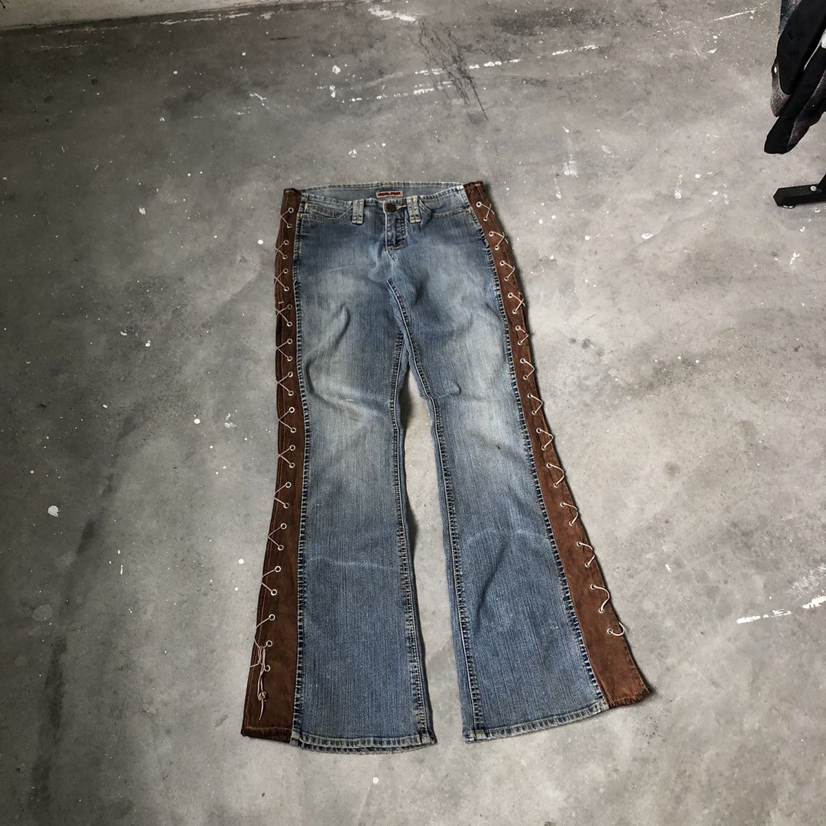 Hysteric Glamour × Japanese Brand Vintage JouJou Flare Japanese Brand distressed jean 🍒 Size US 31 - 2 Thumbnail
