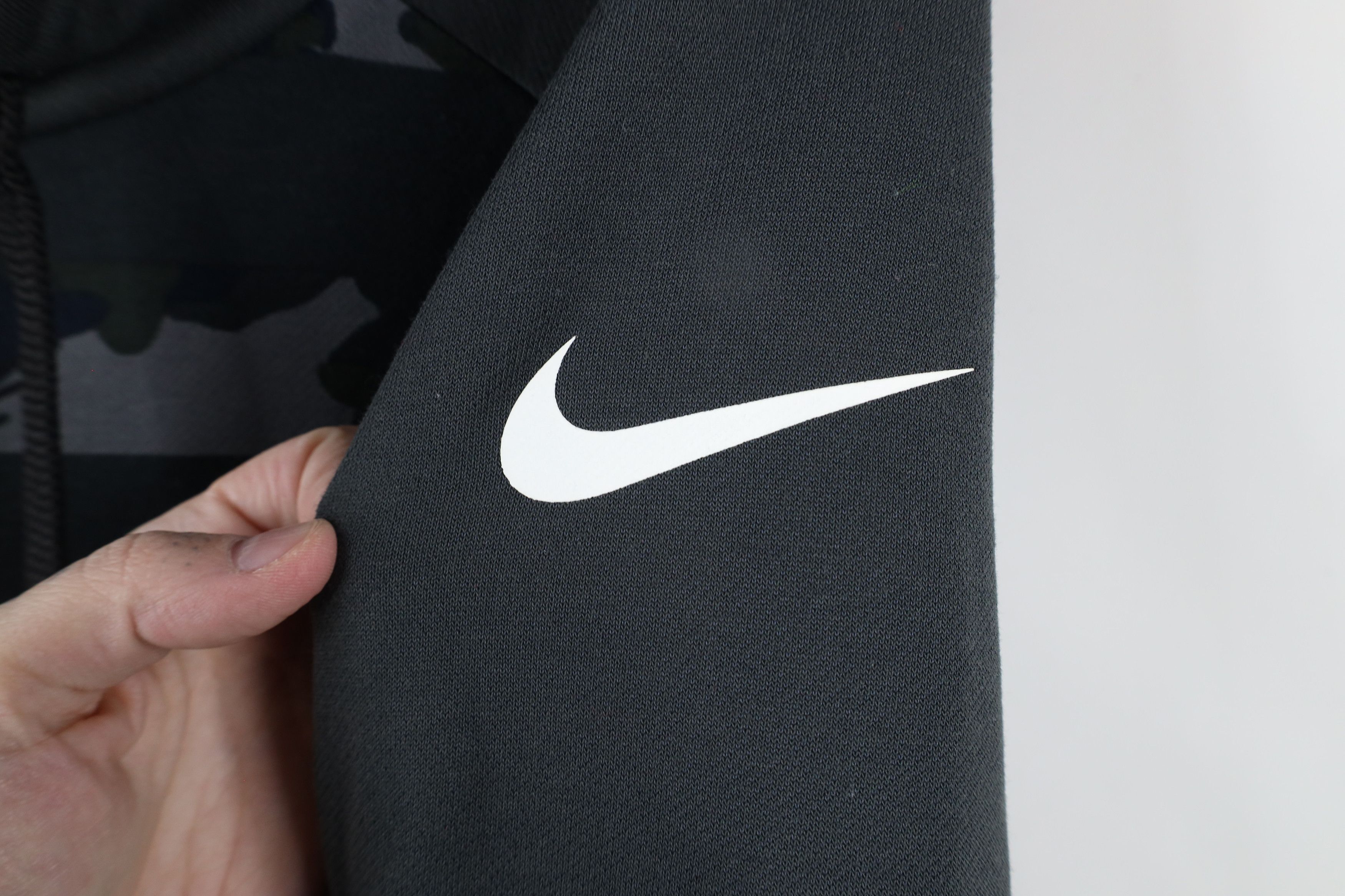 Nike × Vintage Vintage Y2K Nike Sportswear Camouflage Hoodie Sweatshirt Size US XXL / EU 58 / 5 - 4 Thumbnail