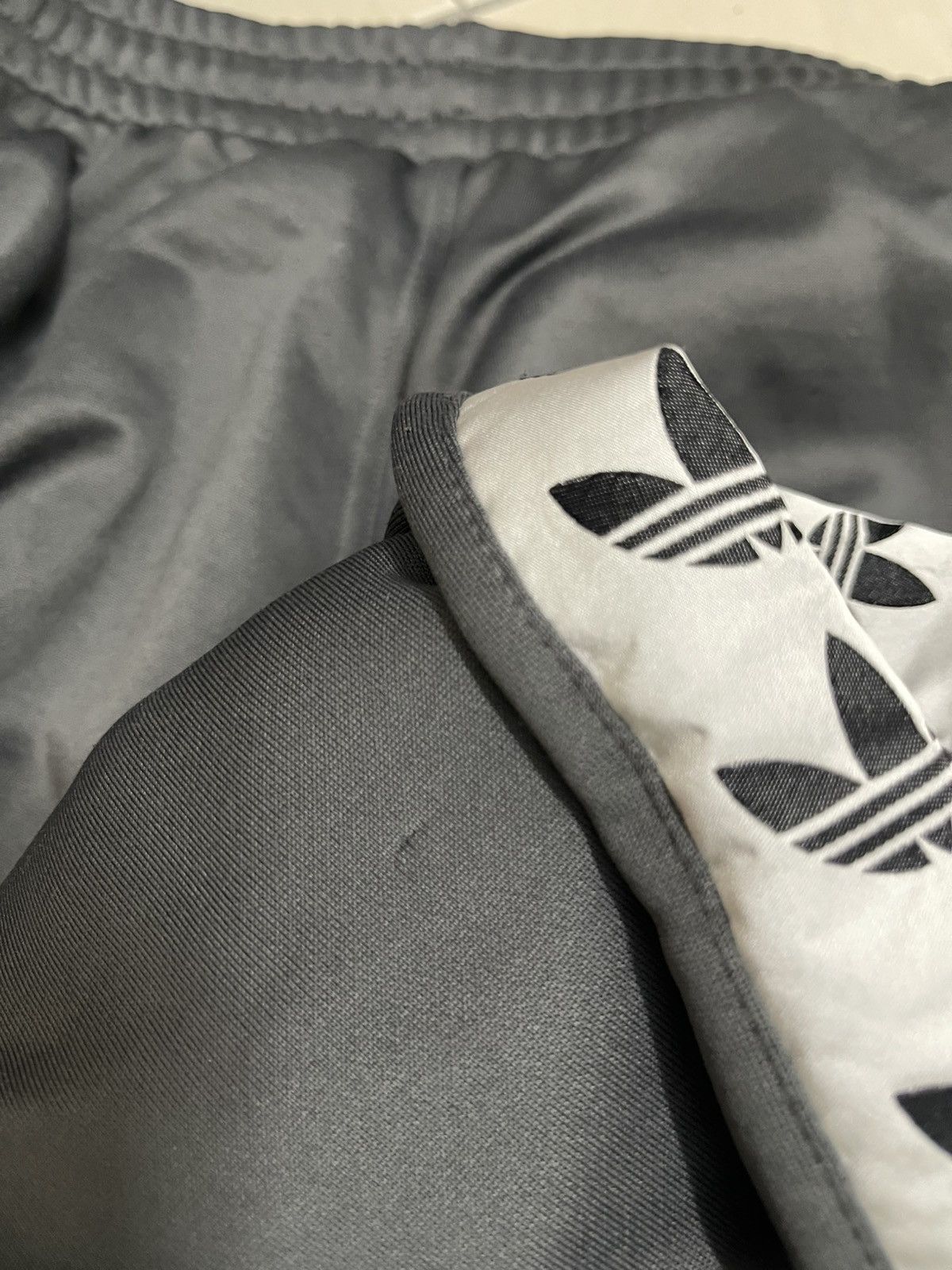 Adidas Adidas Trefoil Sidetape Trackpants Size US 32 / EU 48 - 9 Thumbnail