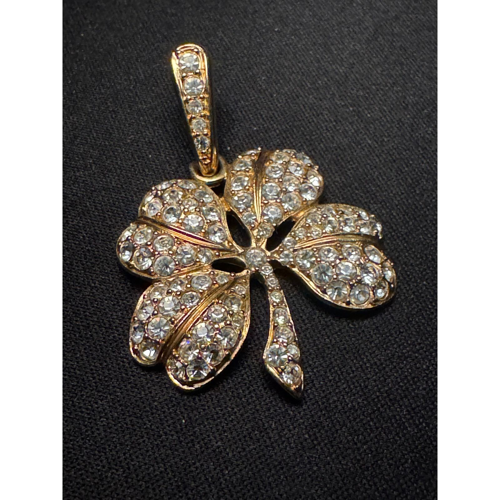 Other Vintage Kenneth J Lang 4 Leaf Clover Rhinestone Pendant Size ONE SIZE - 1 Thumbnail
