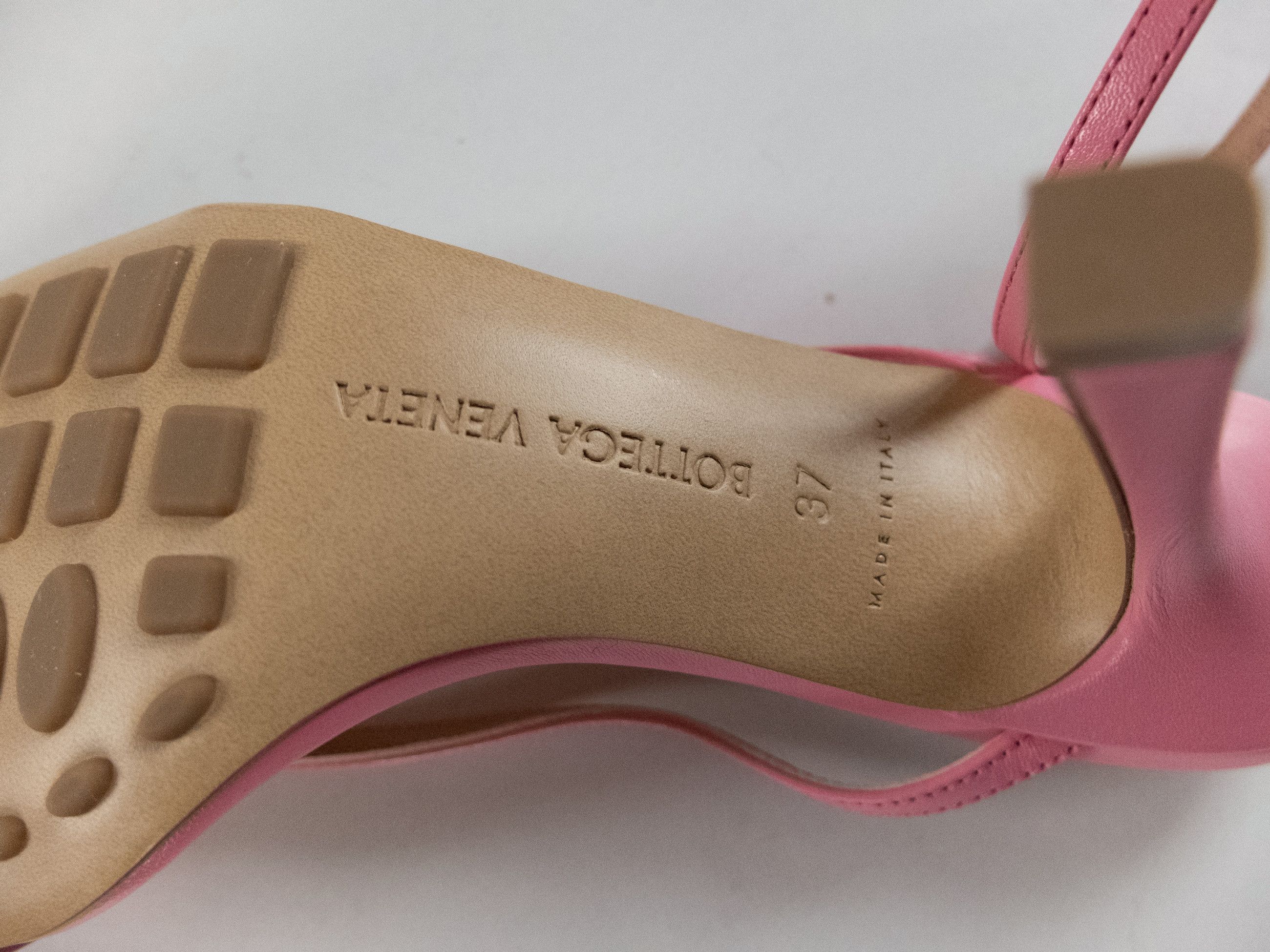 Bottega Veneta BOTTEGA VENETA Stretch blossom pink leather sandals 7 37 q Size US 7 / IT 37 - 9 Thumbnail