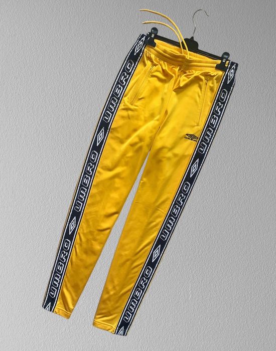 Yellow hot sale umbro joggers