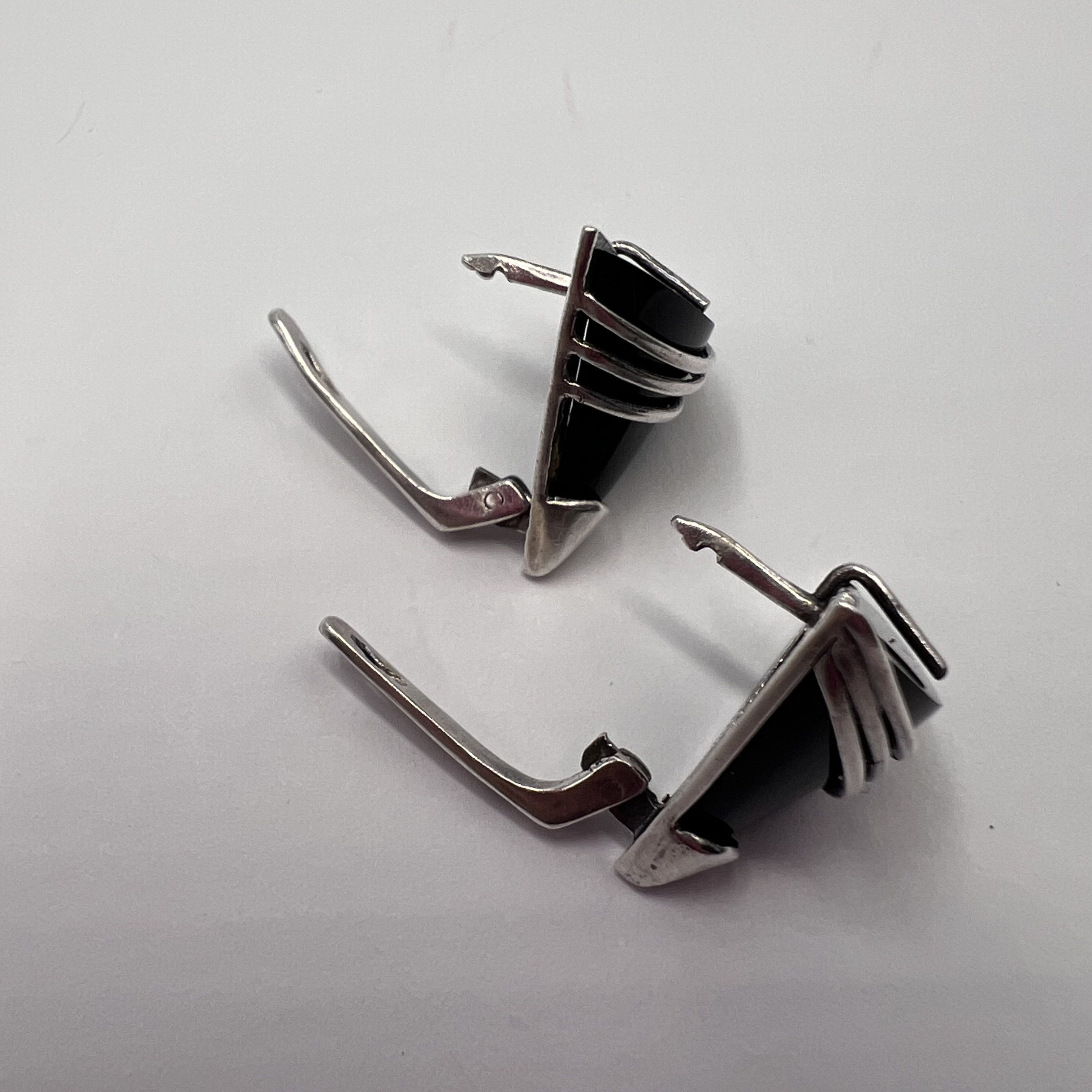 Sterling Silver Vintage Pair Of Stud Earrings Sterling Silver Size ONE SIZE - 6 Thumbnail