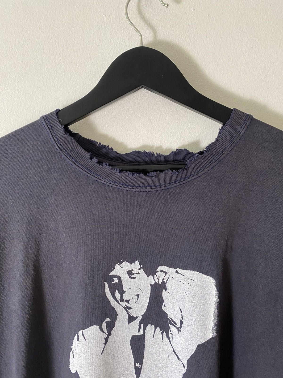 Band Tees Vintage-Washed Faded and Distressed Lou Reed Band T Shirt 1 Size US XL / EU 56 / 4 - 4 Thumbnail