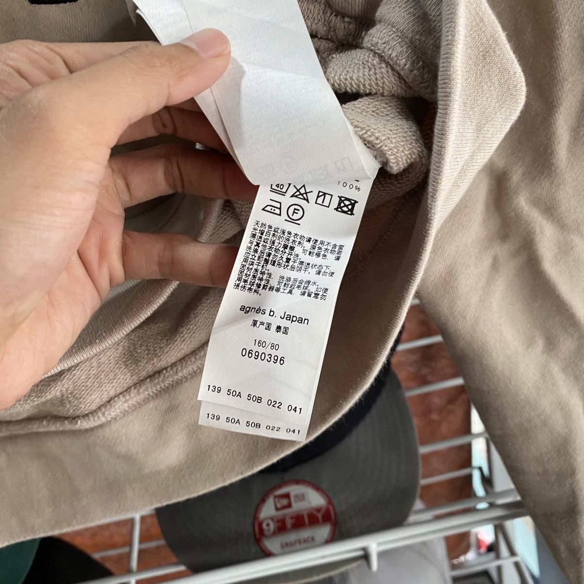 agnes b. To b. by agnès b. Beige Cropped Hoodie Sweatshirt Size S / US 4 / IT 40 - 13 Thumbnail