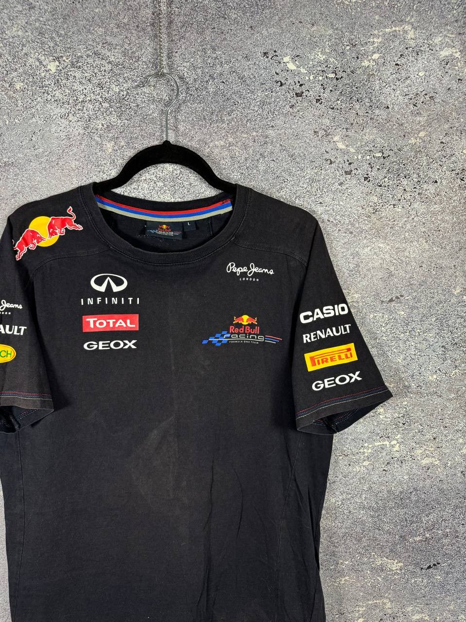 Formula 1 × Pepe Jeans × Red Bull Infiniti Geox Red Bull Formula 1 Team Pepe Jeans Racing L sz Size US L / EU 52-54 / 3 - 3 Thumbnail
