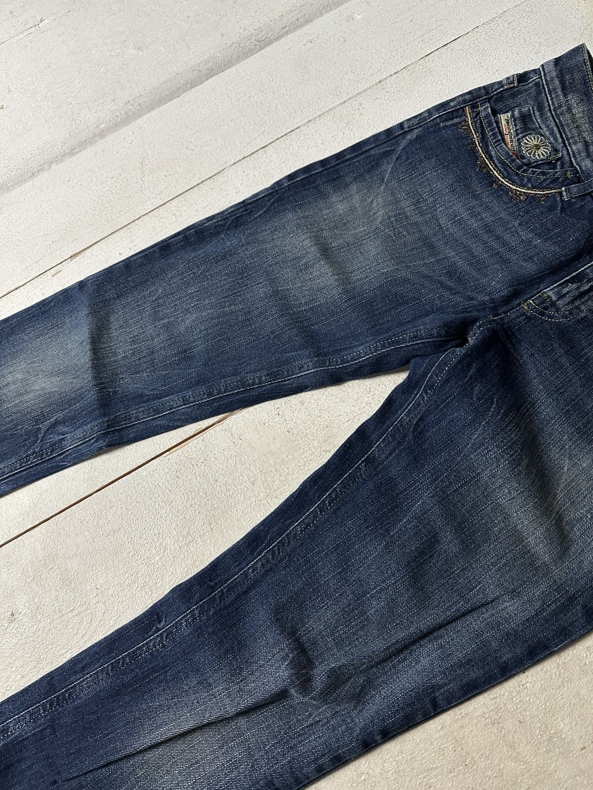 Diesel 🚨Gothic Diesel Regular Slim relax Flared Jeans Womens Size 28" / US 6 / IT 42 - 3 Thumbnail